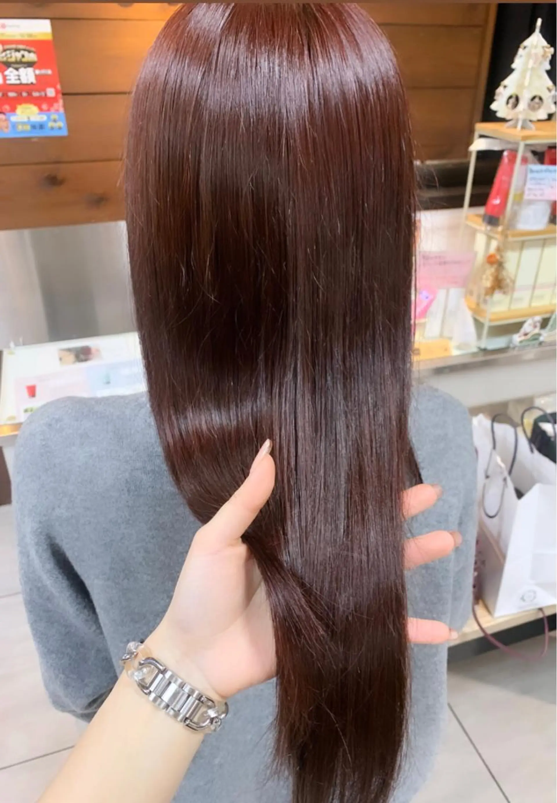 ロング カット ヘアカラー 🫧艶髪カラー🫧 森本くるみのヘアスタイル