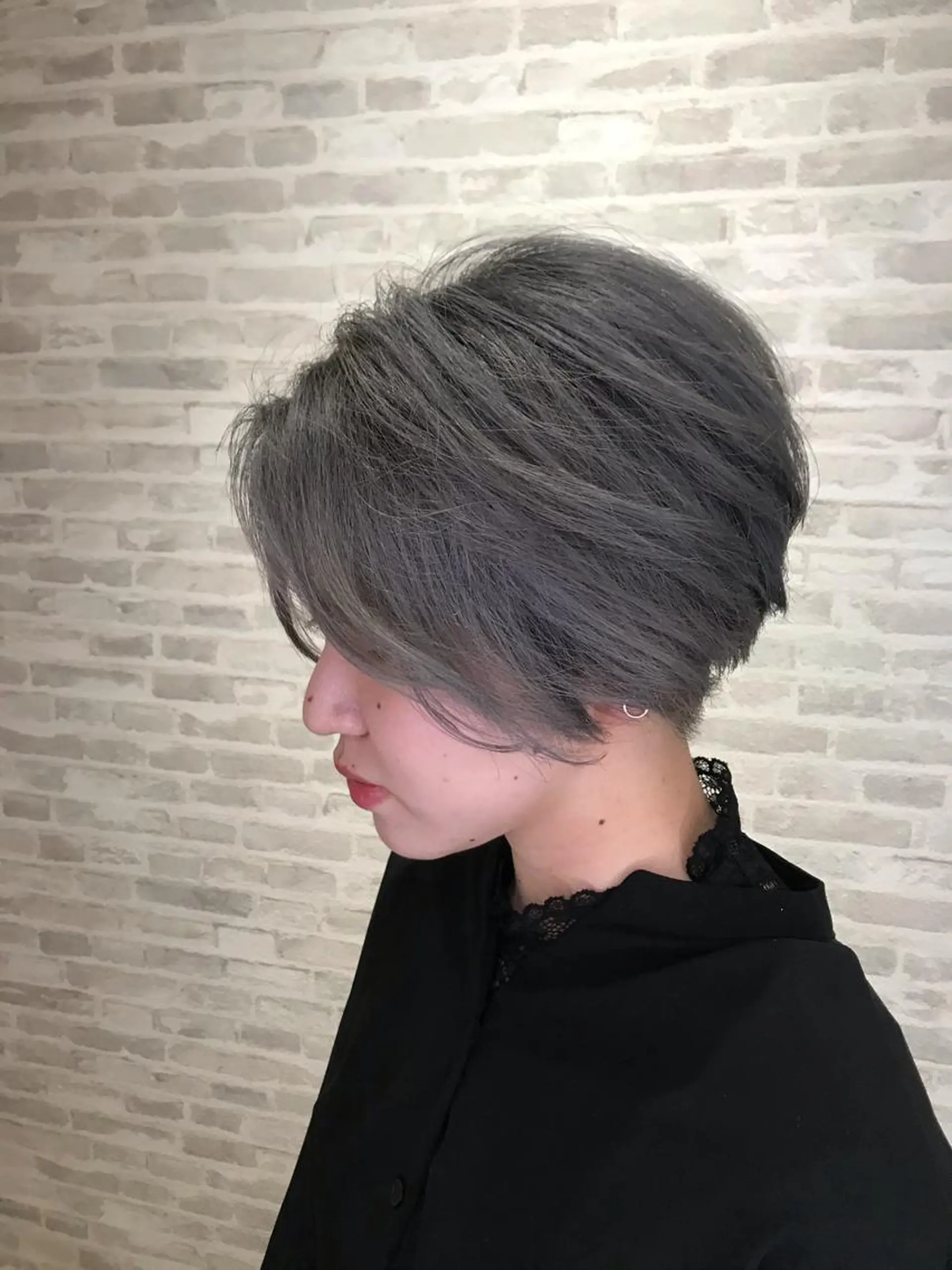 ショート カラー ヘアカラー 平田 怜のヘアスタイル