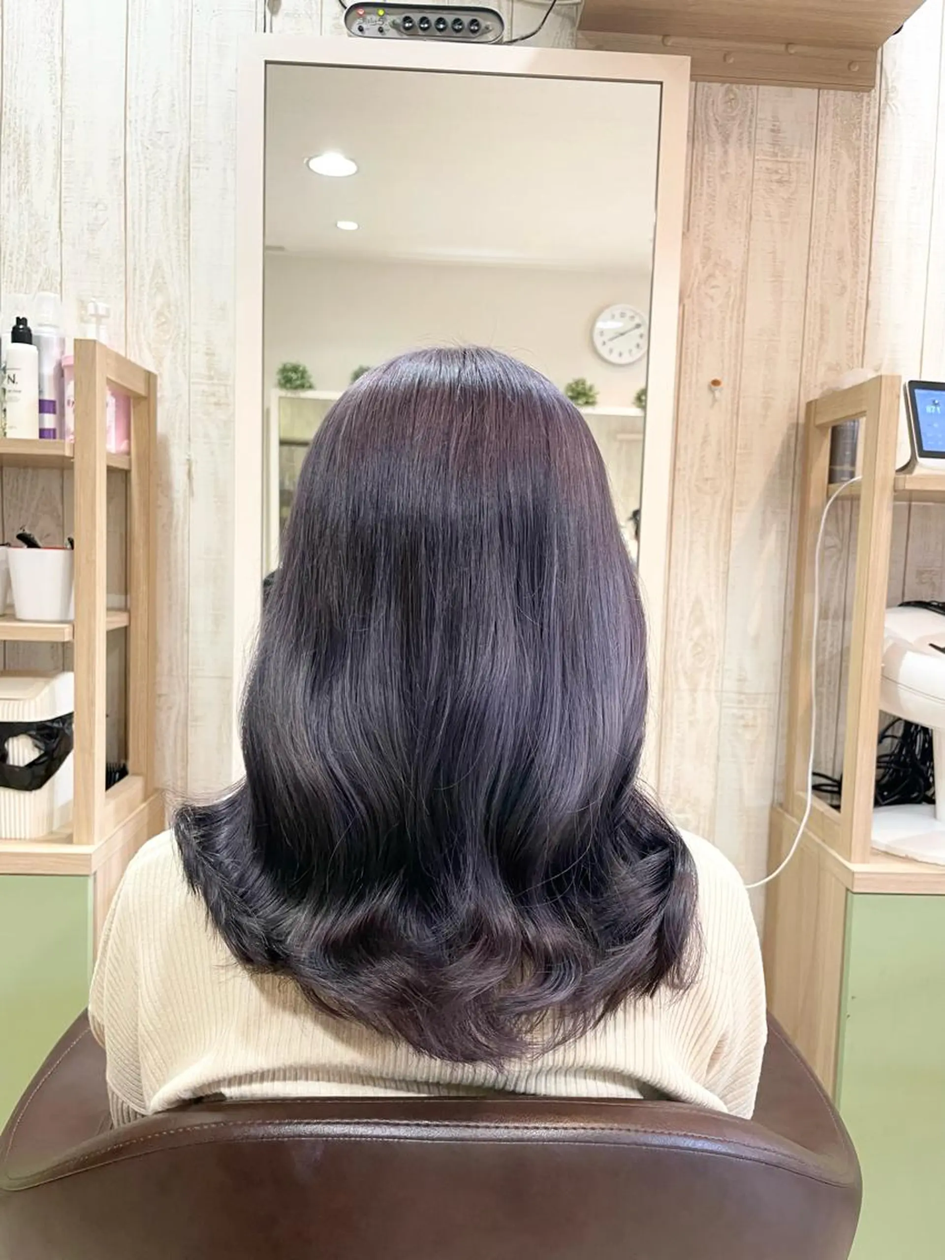 セミロング カラー 🌈派手髪ハイトーン 🌈鈴木亮太🌈のヘアスタイル