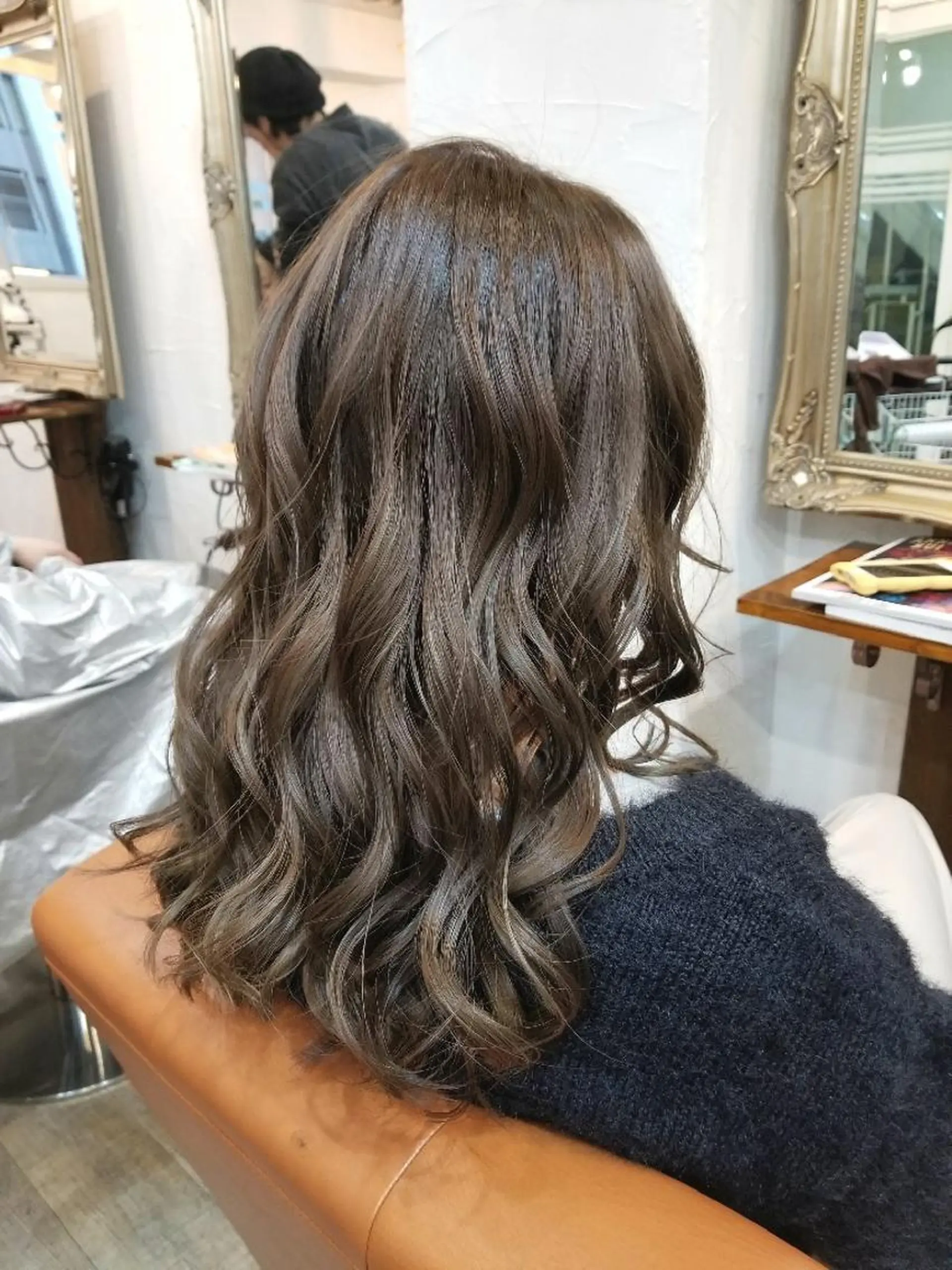 セミロング カラー bathair 持田侑祐のヘアスタイル