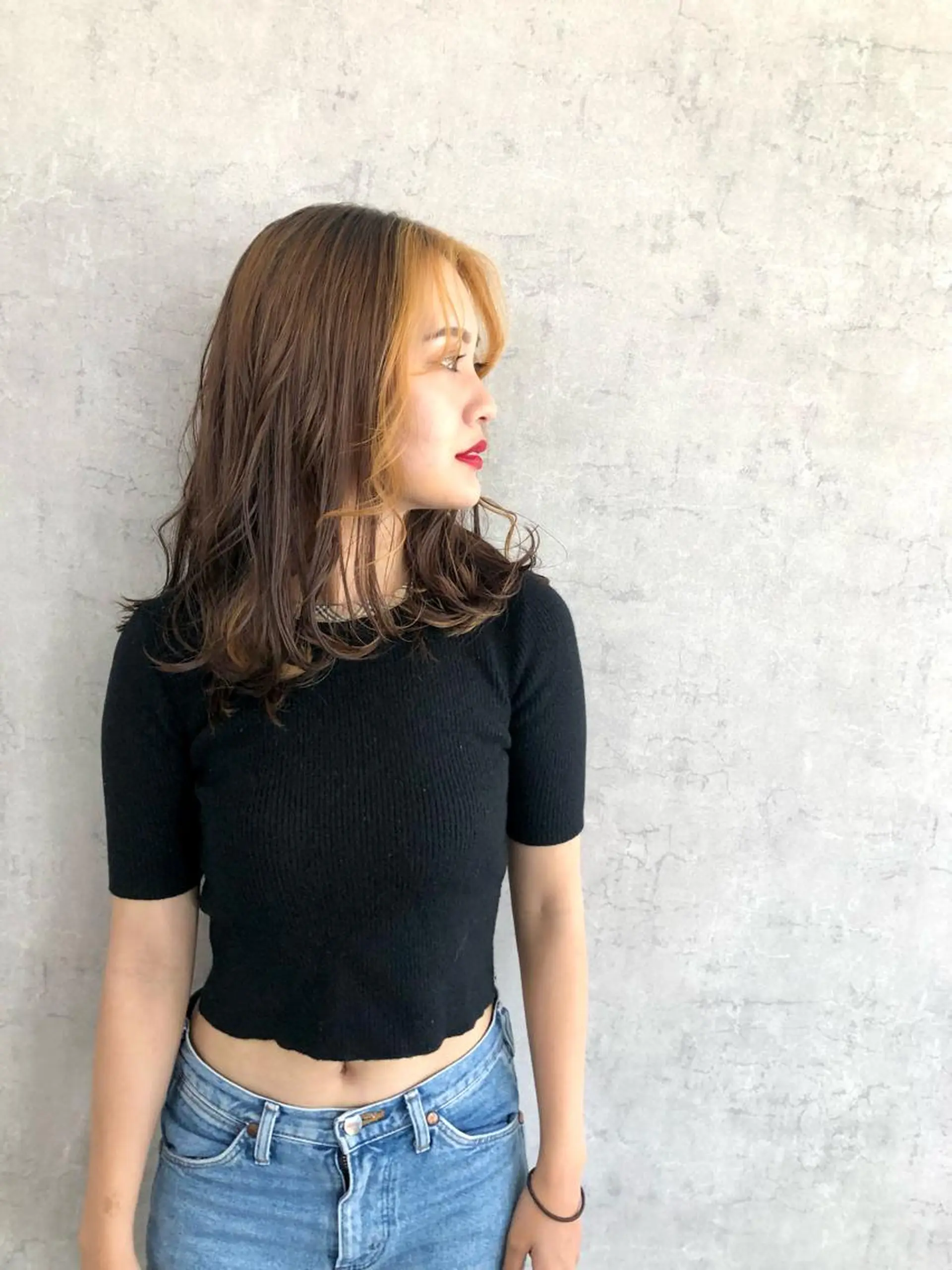 セミロング カラー ヘアアレンジ ネイル マツエク・マツパ アディクシーカラー バレイヤージュ ミストバング ベージュカラー ブリーチ エビスザキレン／メン ズ／心斎橋🌳のヘアスタイル