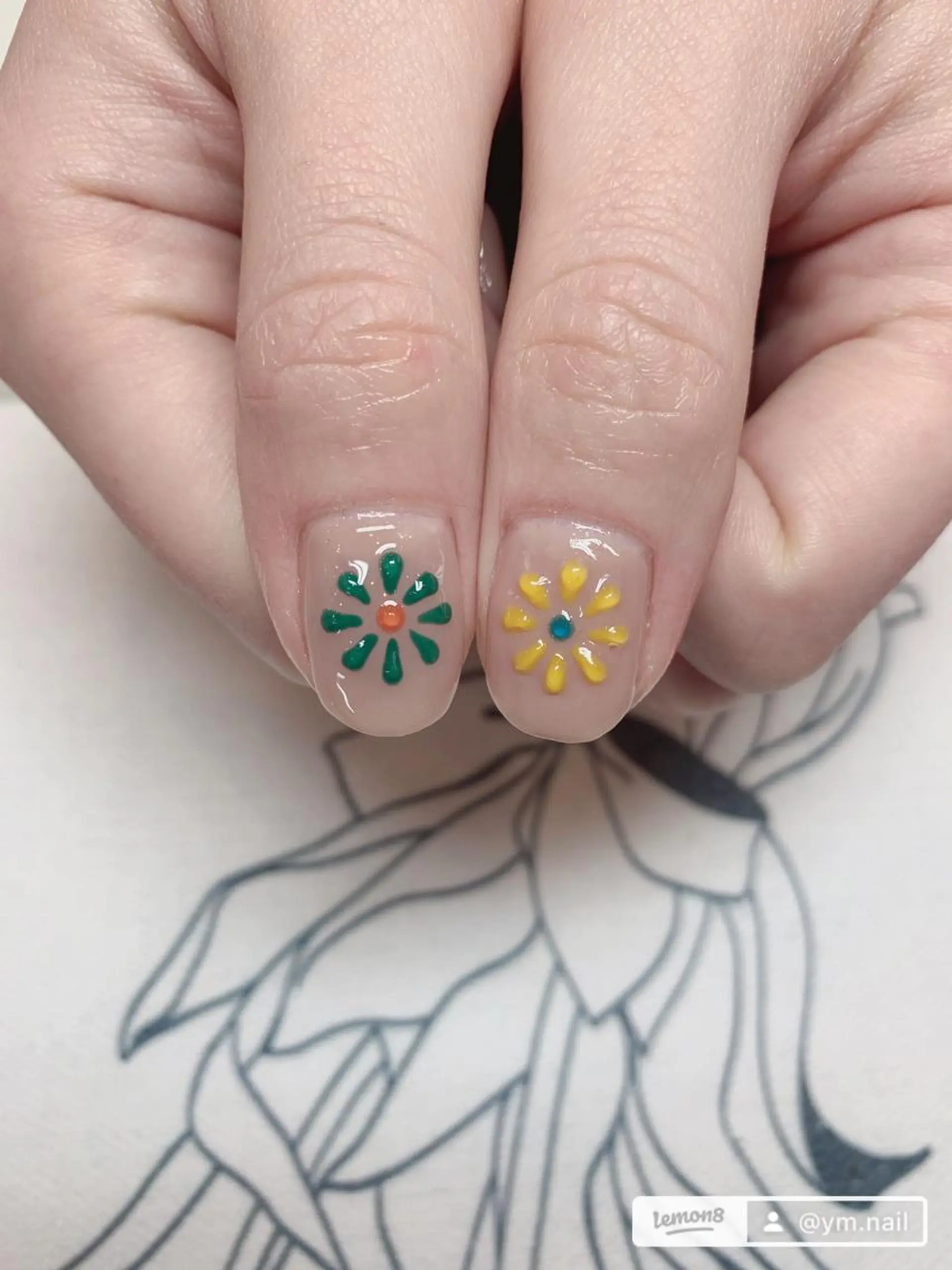 ネイル Ui_Amor (パラジェル)のネイルデザイン