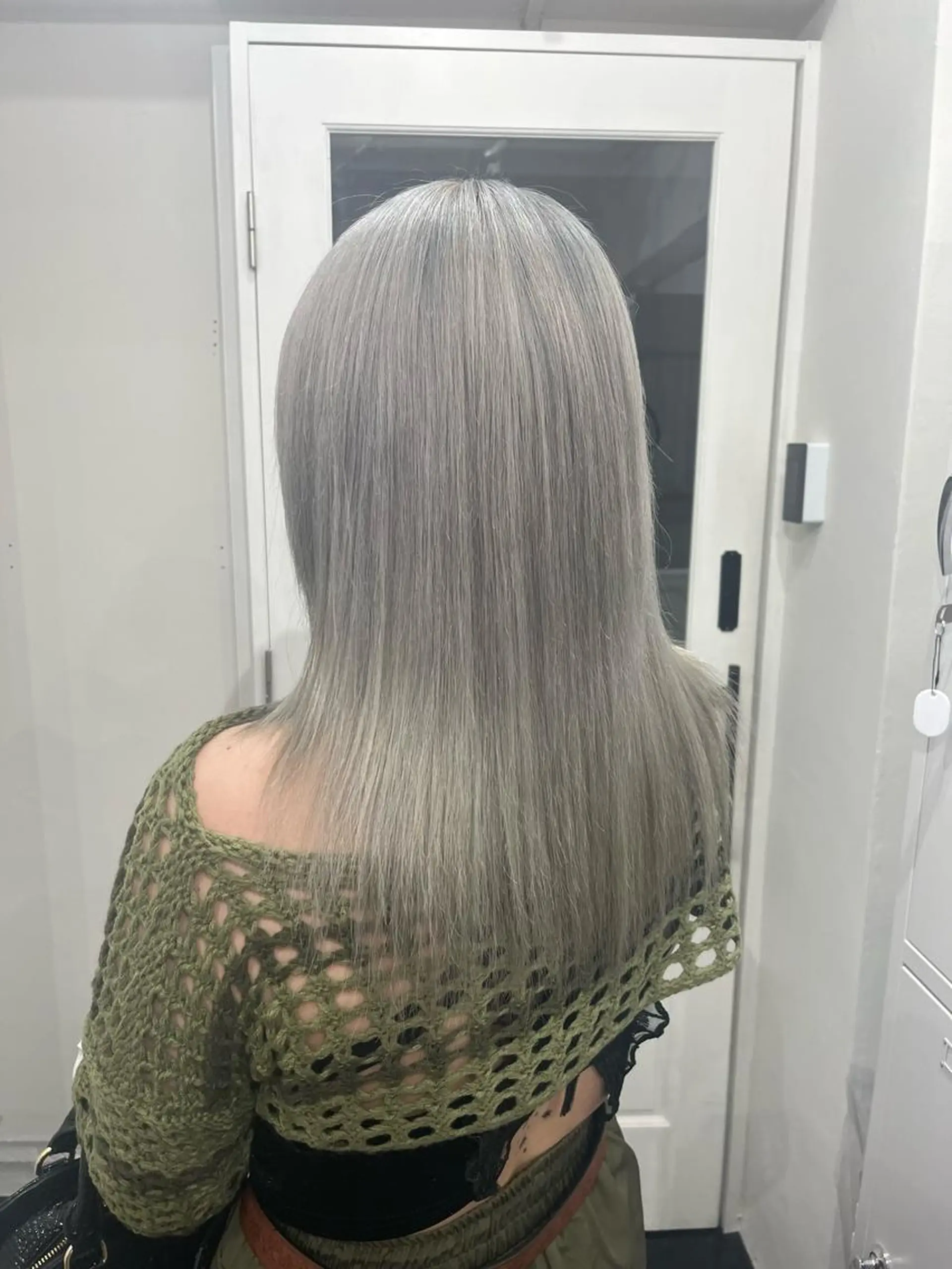 セミロング カラー ブリーチ 楓🦋韓国系レイヤー / 透明感カラー🤍のヘアスタイル