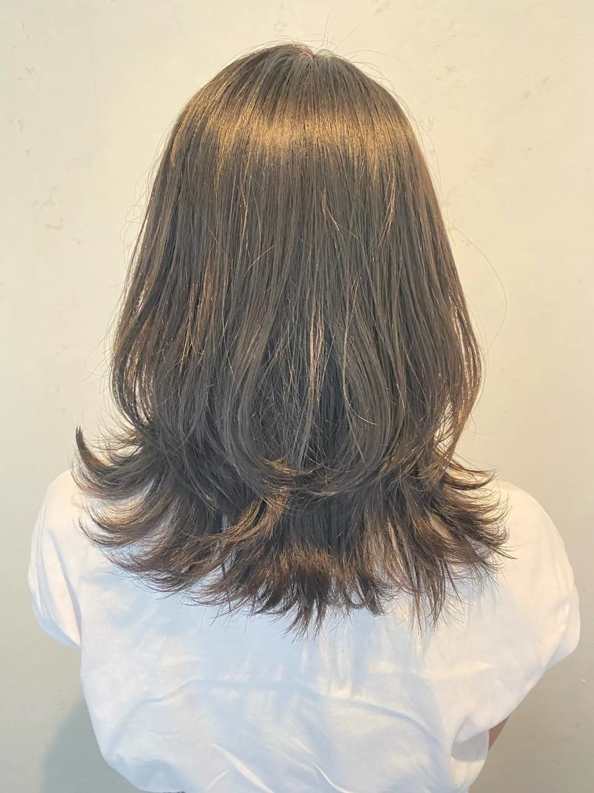 ミディアム カラー 伊藤 さやかのヘアスタイル