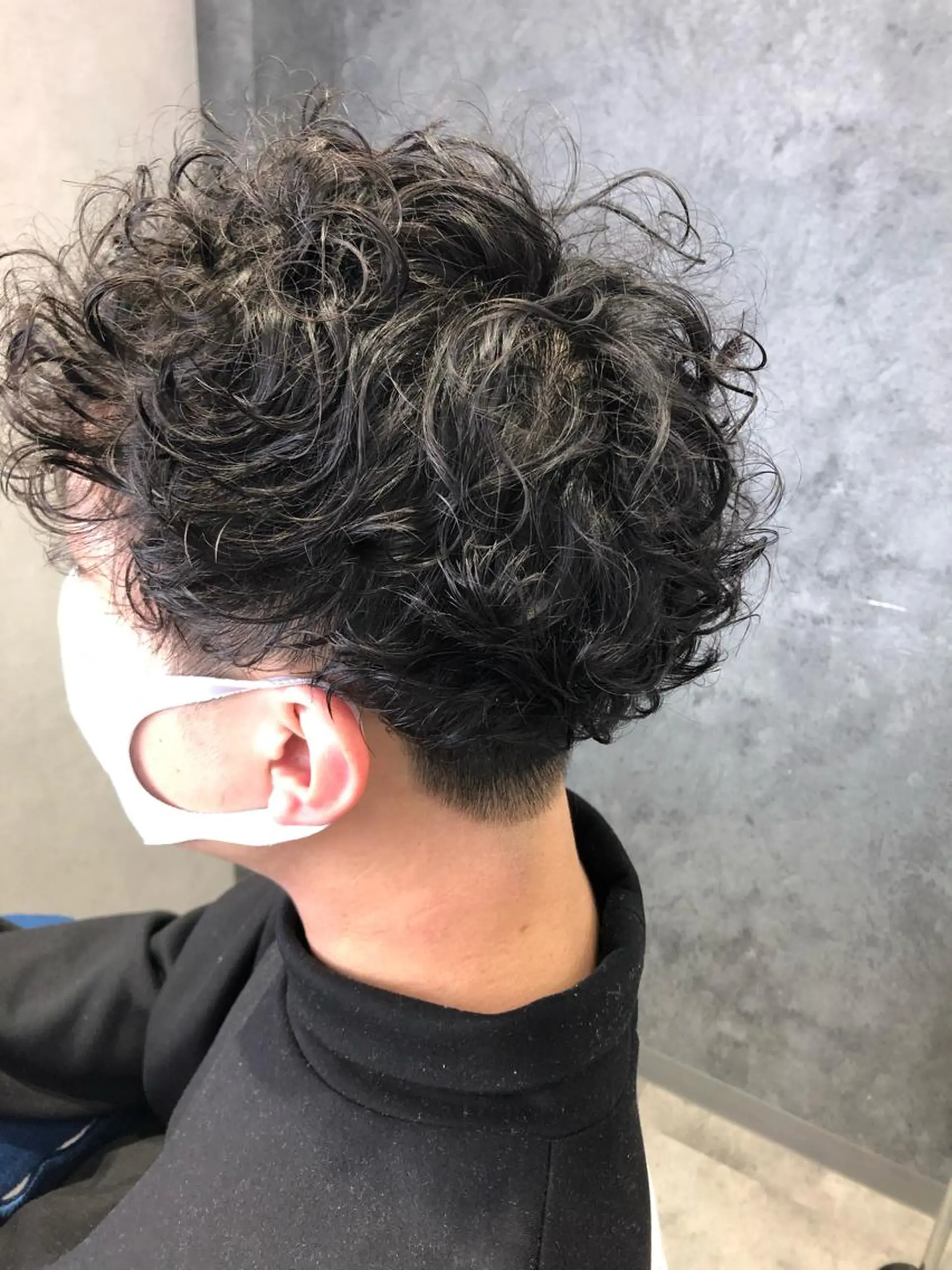 パーマ メンズ マッシュ メンズパーマ ツーブロック スパイラルパーマ カット パーマ トリートメント Noyヨシモト ヒロトのヘアスタイル