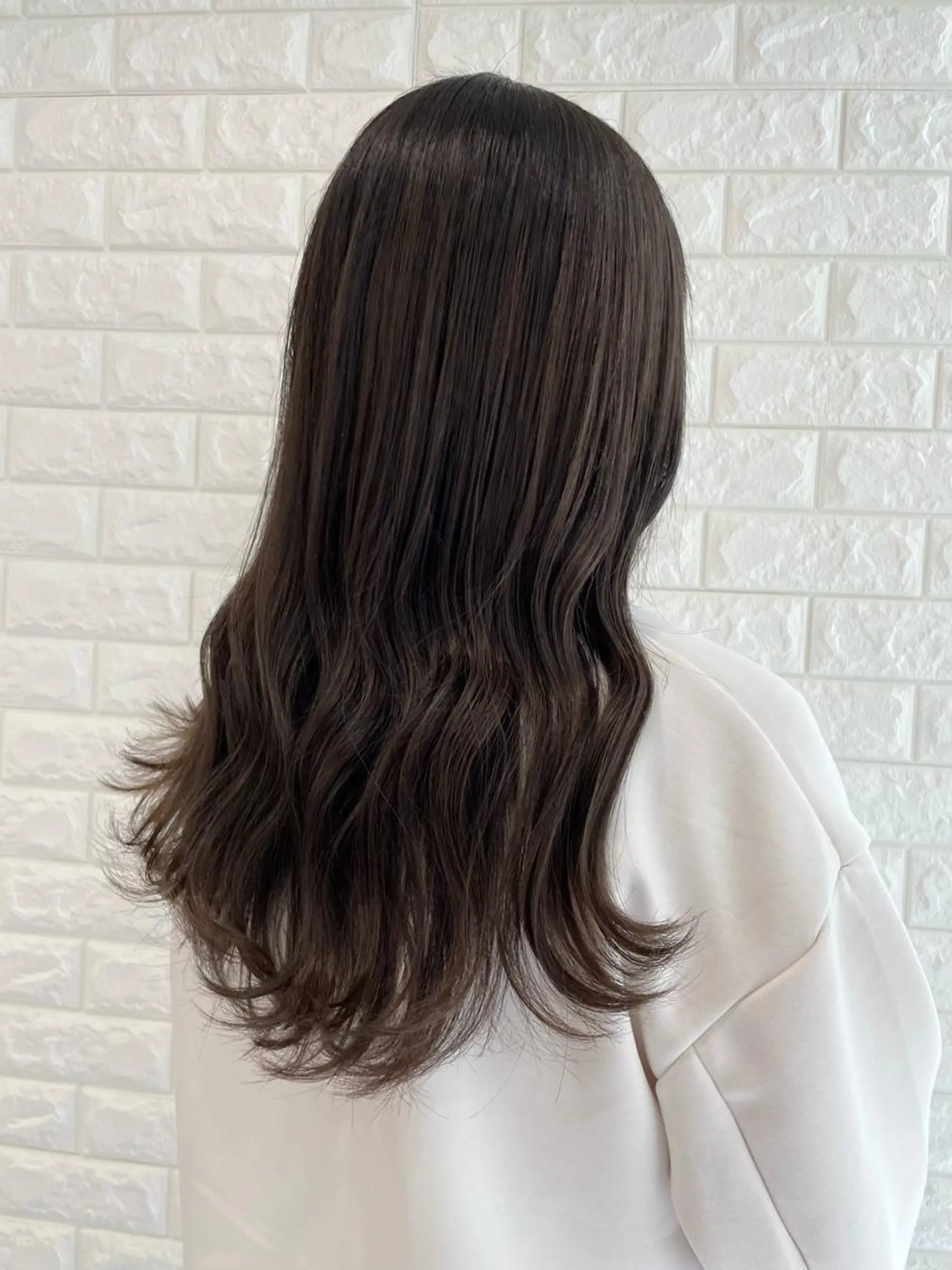 ロング カラー カット トリートメント 山口 莉奈のヘアスタイル