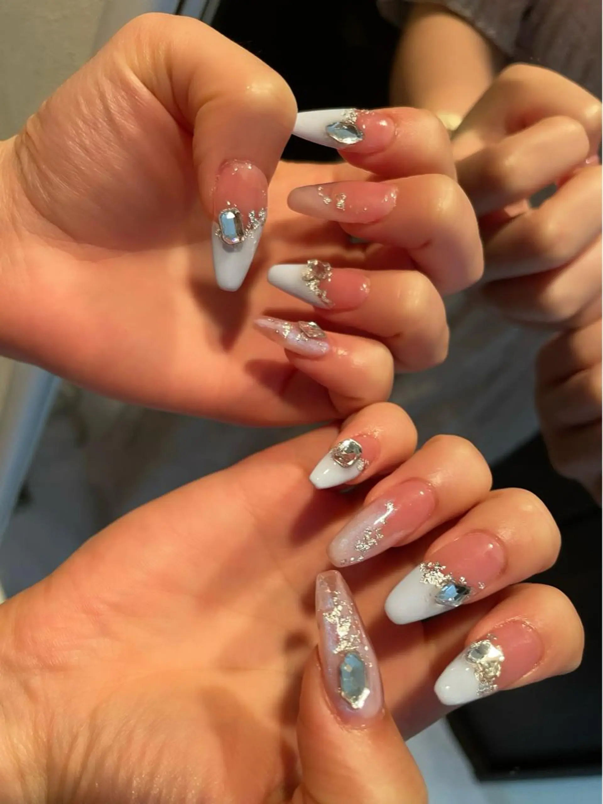 ネイル ブルー 氷ネイル・うるうるネイル 水色 持ち込み ニュアンスネイル ハンドネイル Nail salon 🎀Angeのネイルデザイン