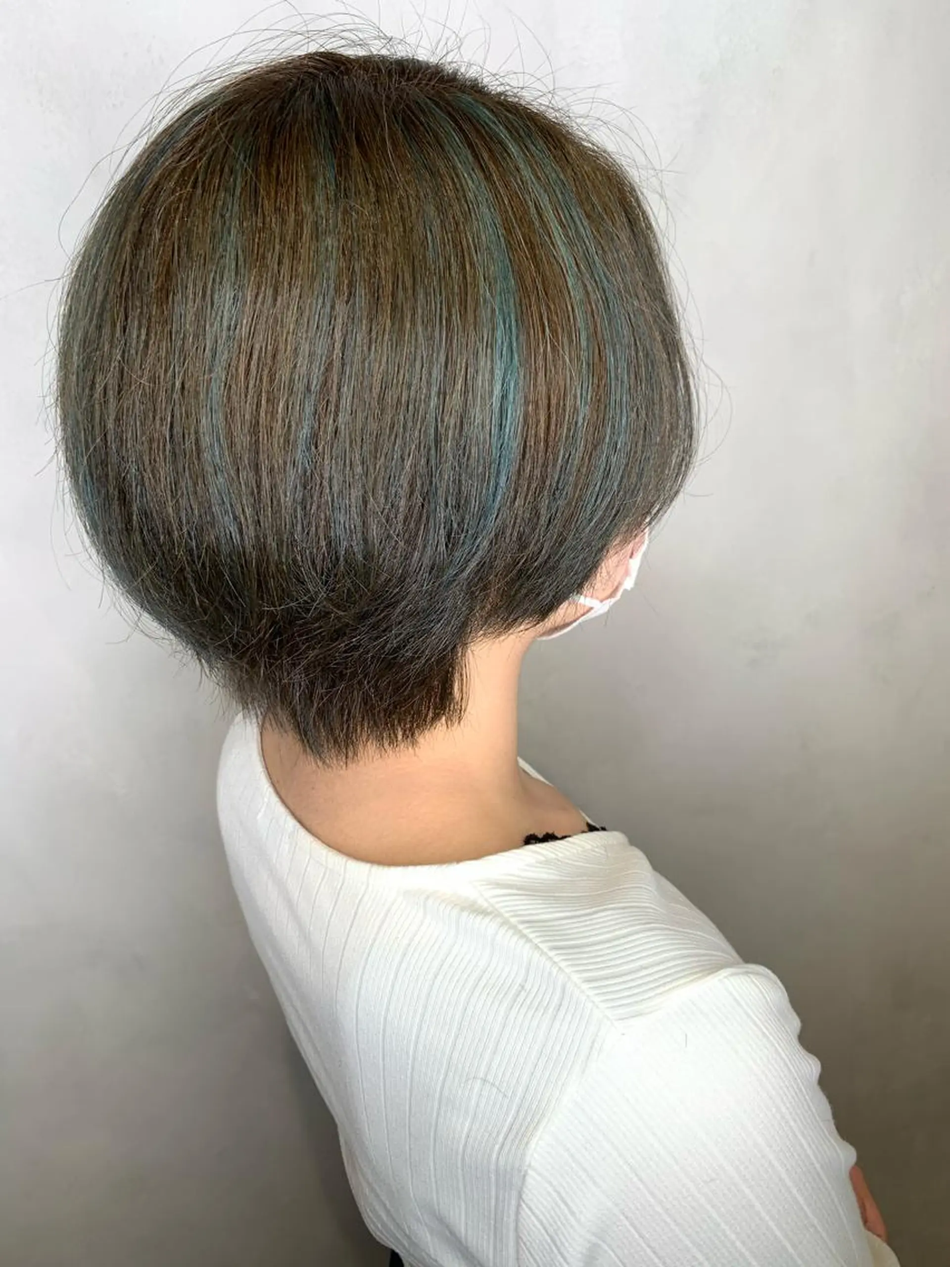 ショート カラー 吹田 駿 髪質改善縮毛矯正のヘアスタイル