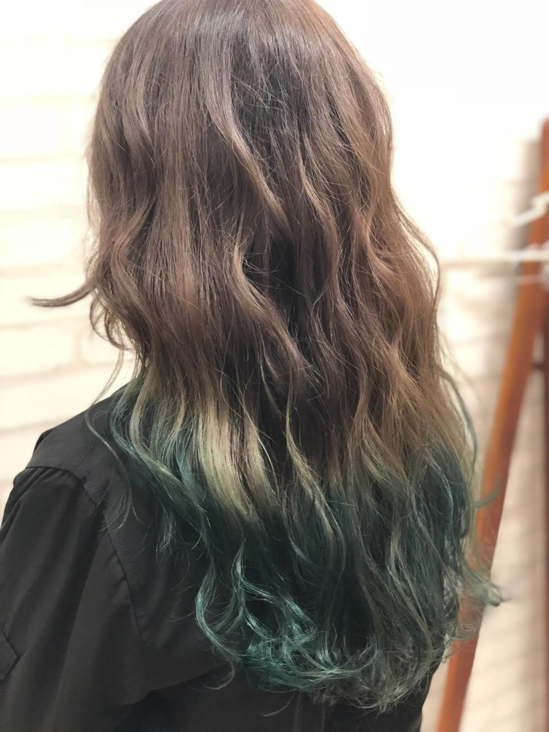 ミディアム カラー アッシュ アッシュブラウン ブラウンカラー グラデーションカラー BREK 袋井店のヘアスタイル