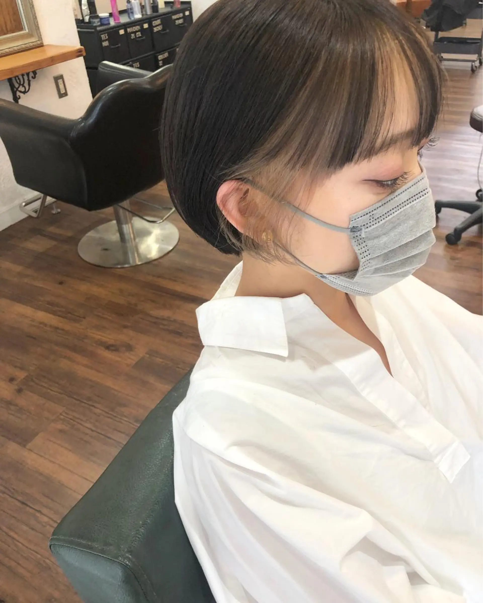 ショート カラー ミストバング  フェイスフレーミング ボブ カット ヘアカラー 江原 彩華のヘアスタイル