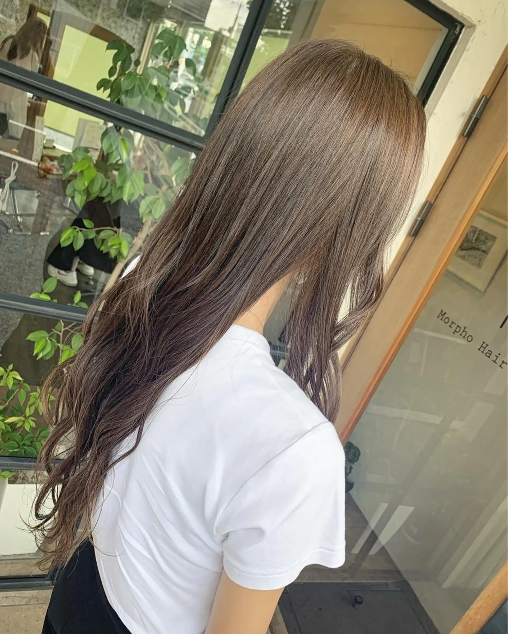 ロング カラー ブリーチ ブリーチなしカラー カット ヘアカラー 井上 花音のヘアスタイル