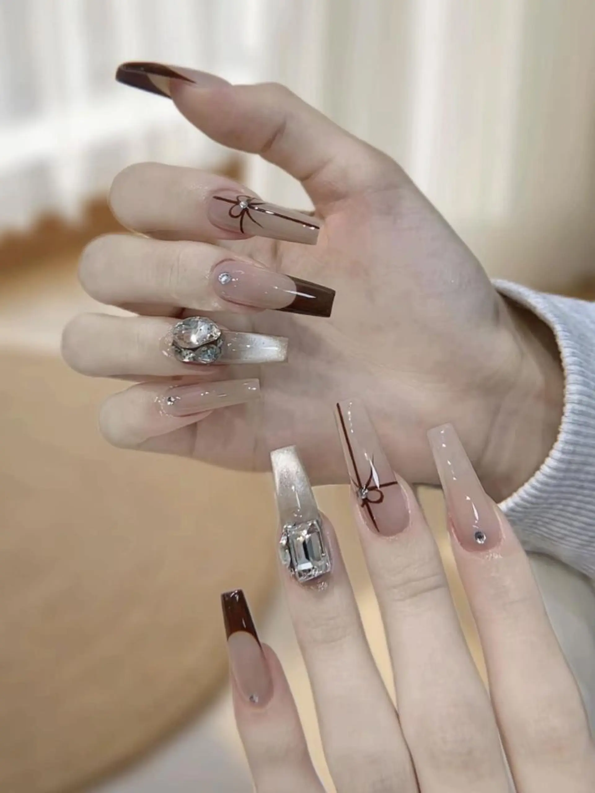 ネイル 長さ出し フレンチネイル グラデーション 卒業式 マグネットネイル ハンドネイル MIHANA YUKIのネイルデザイン