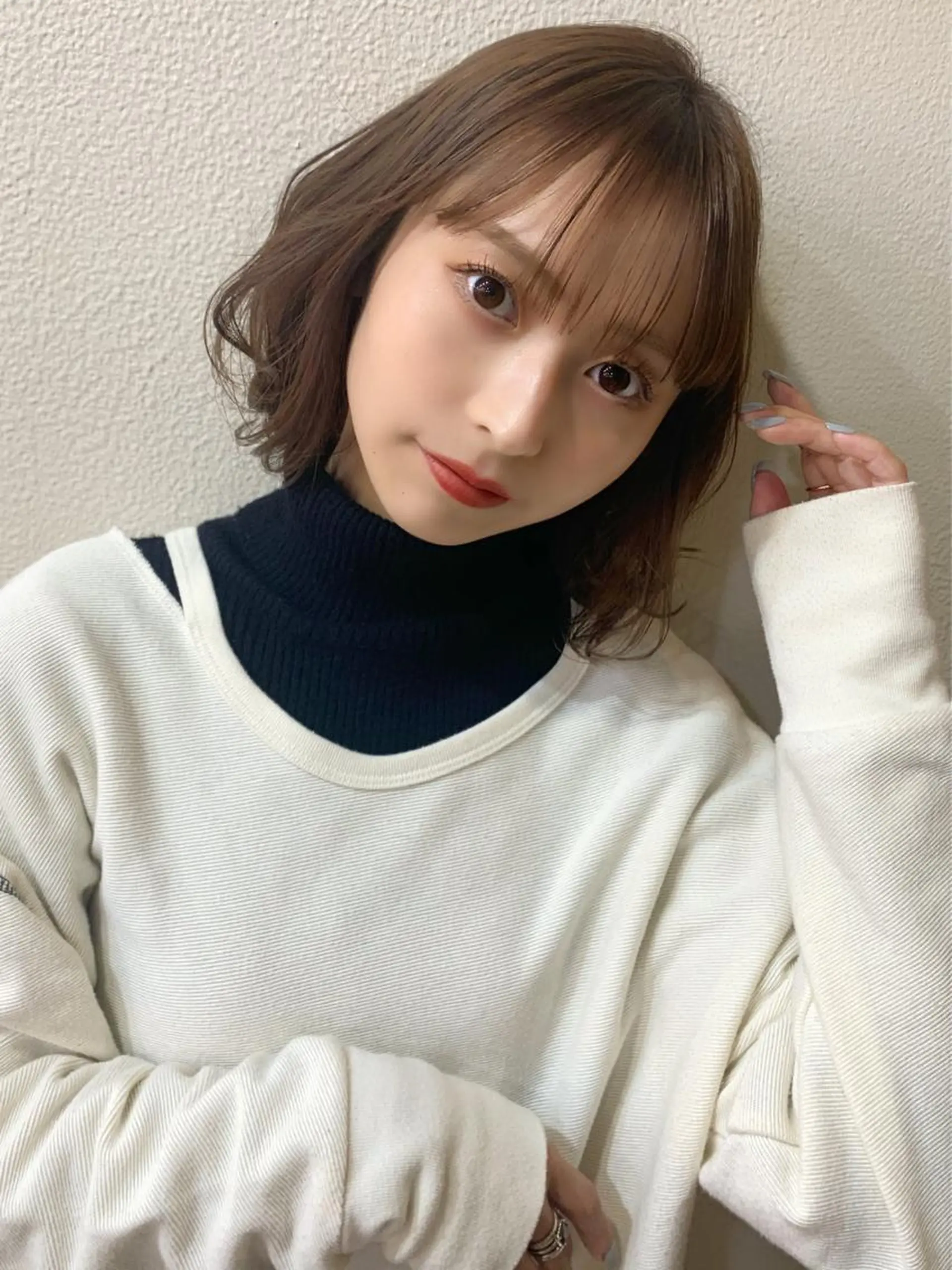 ミディアム カラー ベージュカラー 透明感カラー ボブ レイヤーカット カット ヘアカラー 藤間 帆乃夏（とうまほのかのヘアスタイル