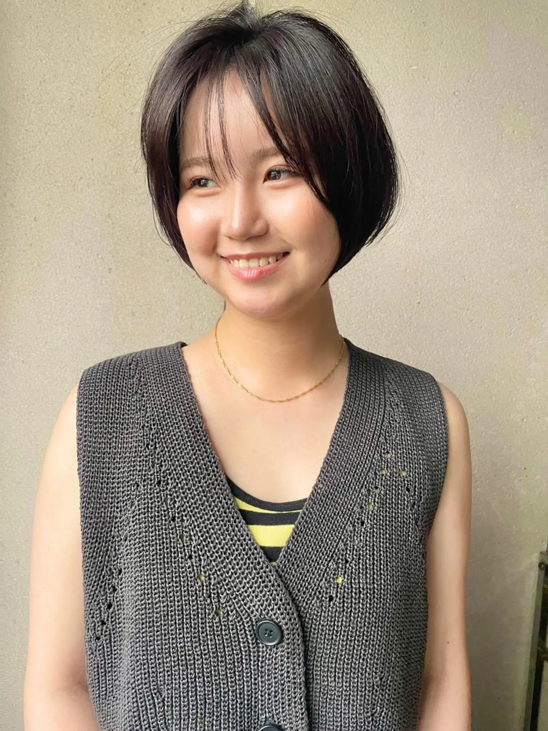 ショート カット ヘアカラー 🌿透明感カラー 松本麻里奈🌼のヘアスタイル