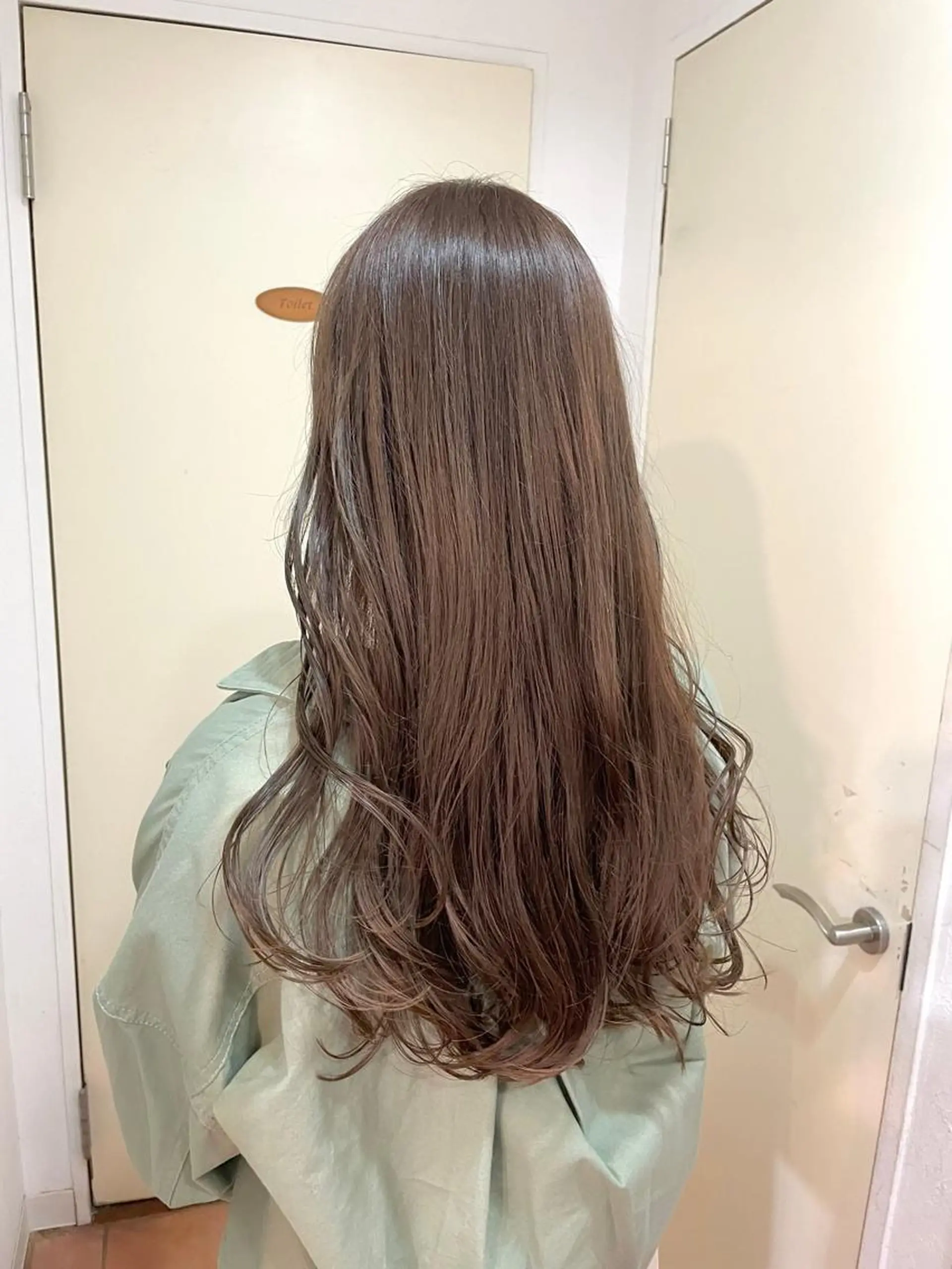 ロング カラー ベージュカラー 🦋透明感 艶カラー Rie🦋のヘアスタイル