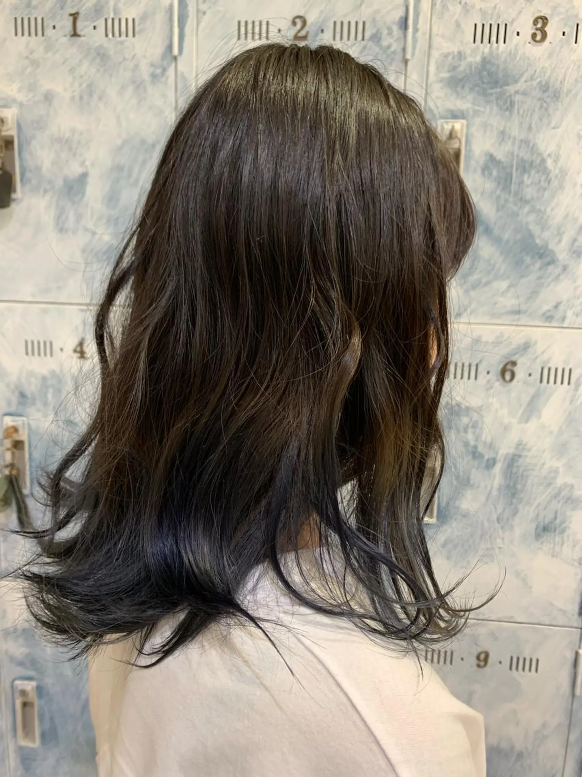 セミロング カラー 髪質改善/縮毛矯正 ツヤ髪🩷さつきのヘアスタイル