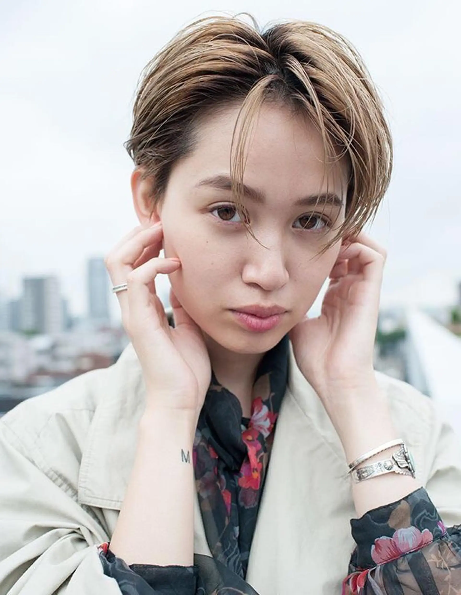 ショート ブリーチカラー 美髪矯正takaraのヘアスタイル