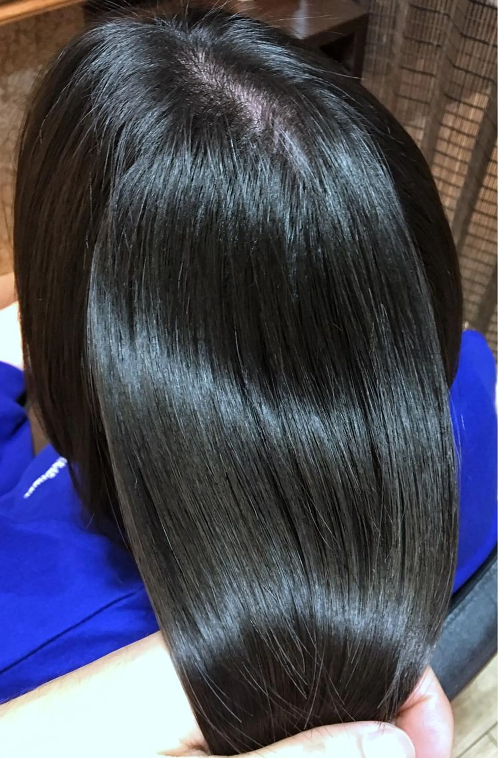 ミディアム カット 縮毛矯正 冨田 義智のヘアスタイル