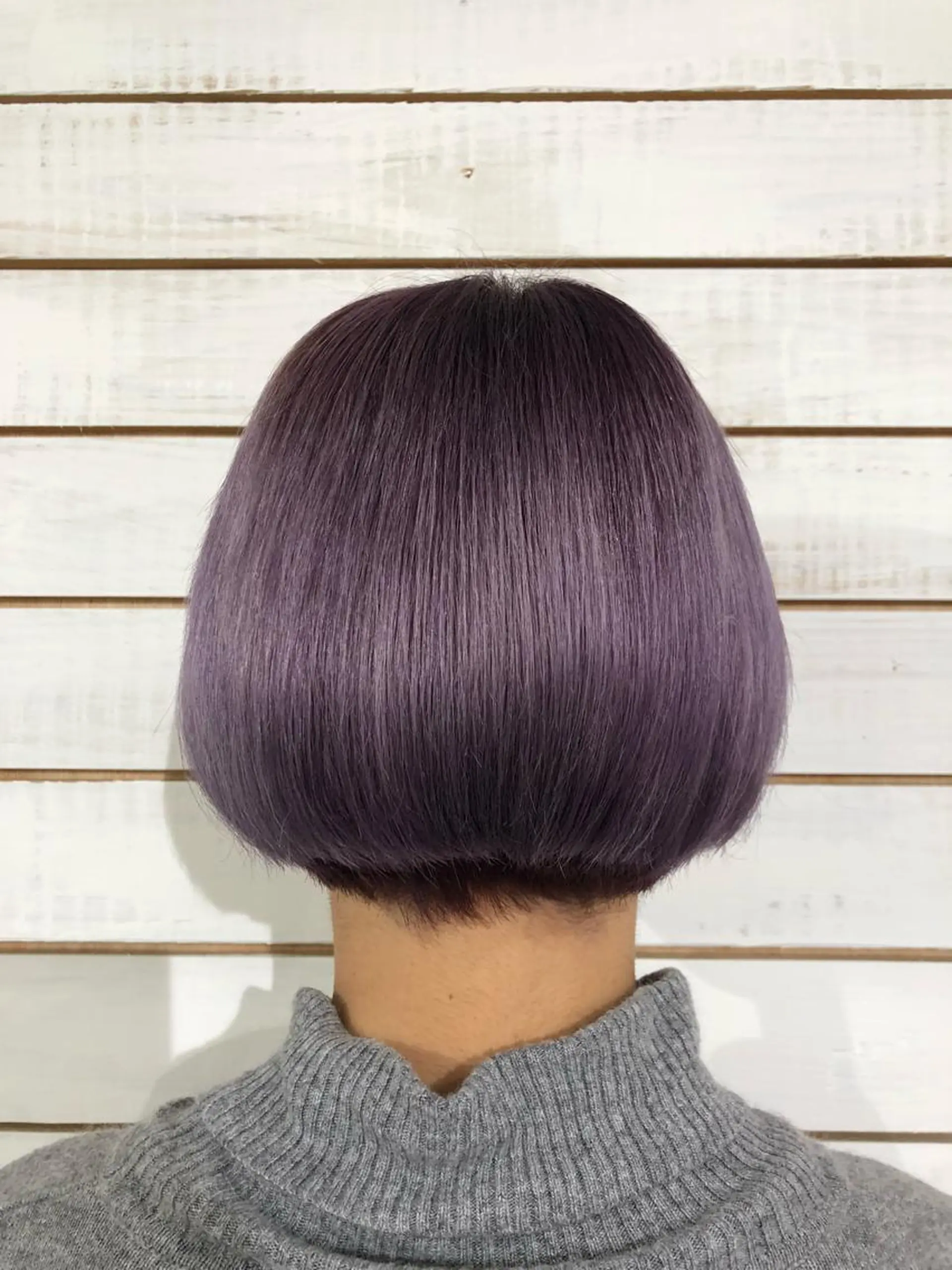 ショート カラー パープルカラー カット ヘアカラー トリートメント 🧡艶髪ちゅるん髪 🫧🧡YUKI❄️のヘアスタイル