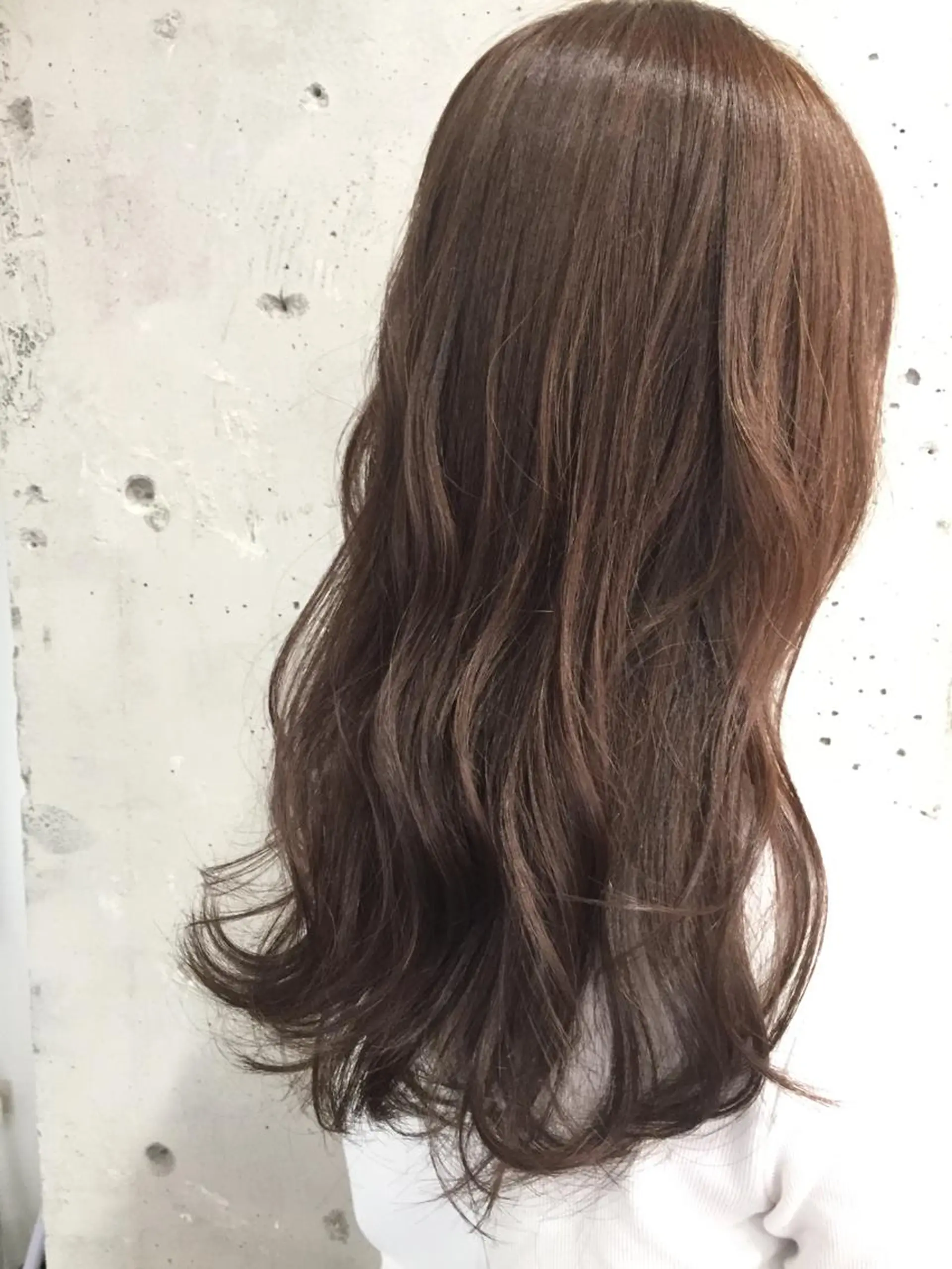 ロング カラー カット ヘアカラー 稲田 結衣夏のヘアスタイル