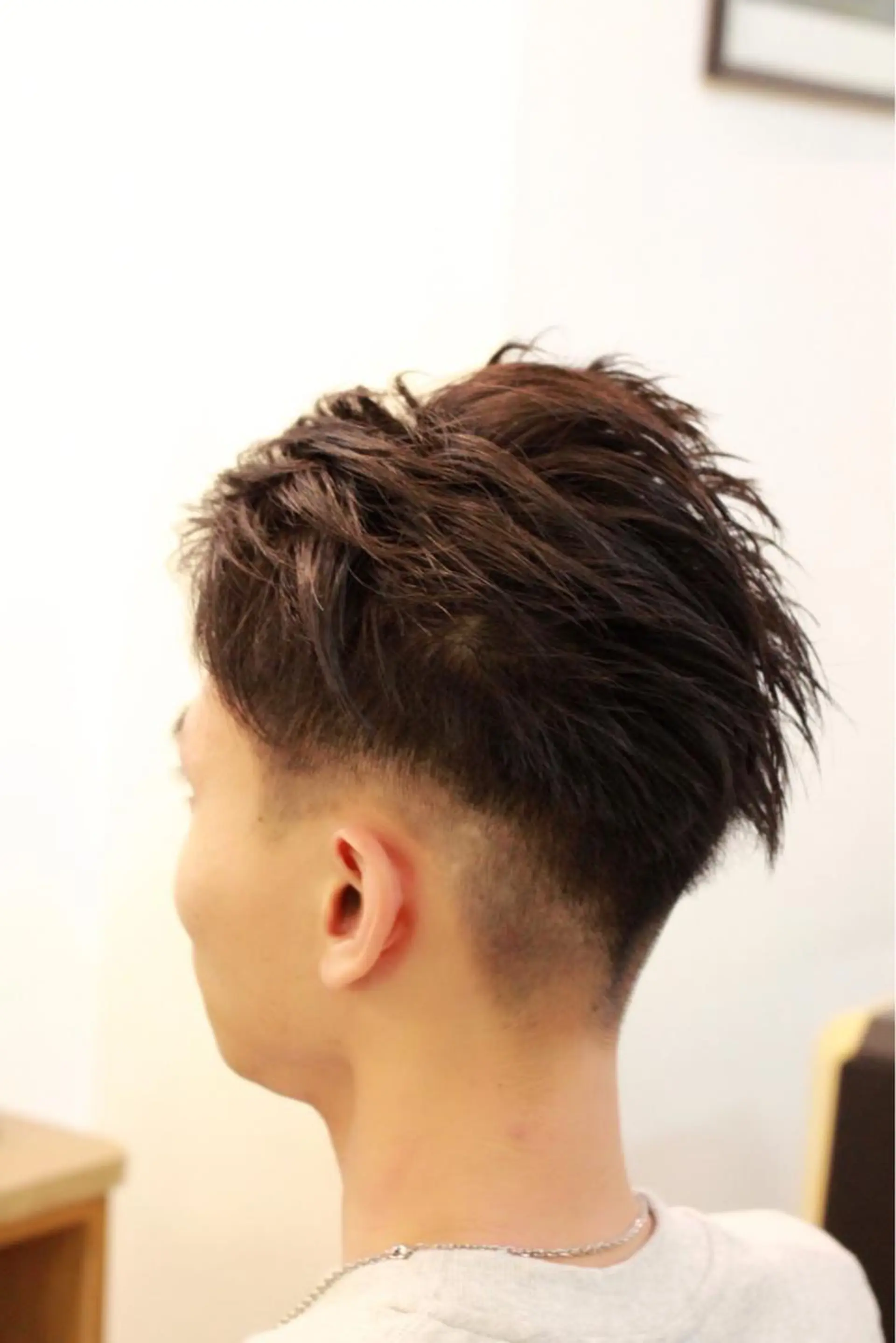 メンズ 刈り上げ カット 塩崎 春香のヘアスタイル