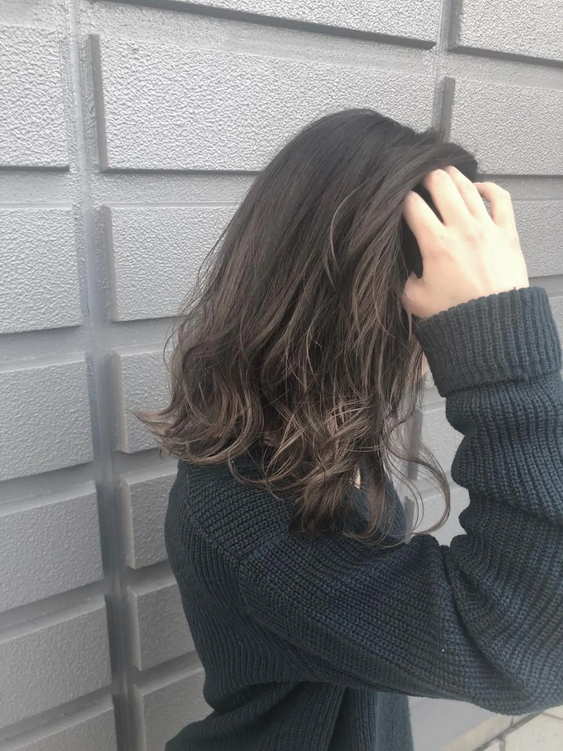 ミディアム 岸川 恭子のヘアスタイル