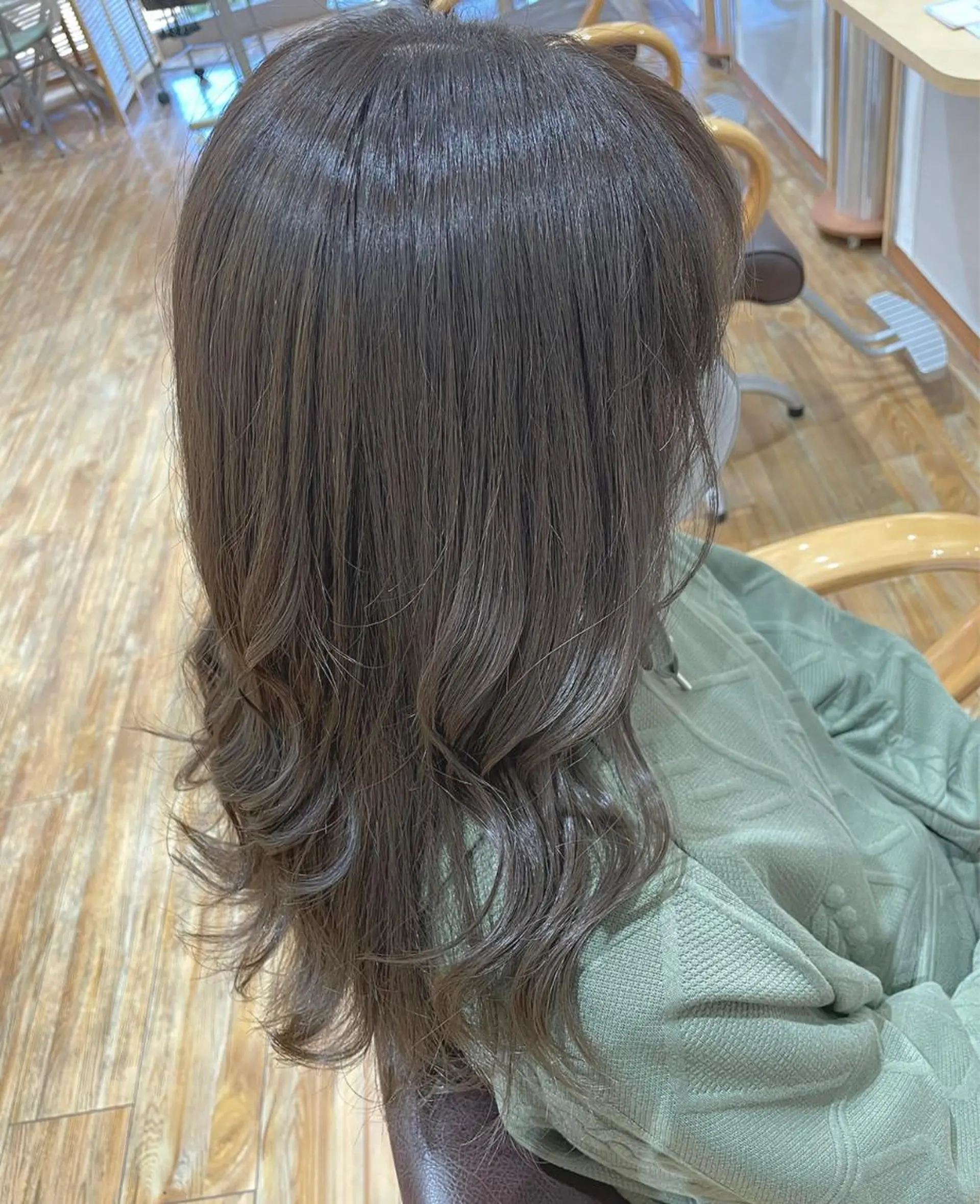 ミディアム カラー FELICE of hair 田口千尋のヘアスタイル