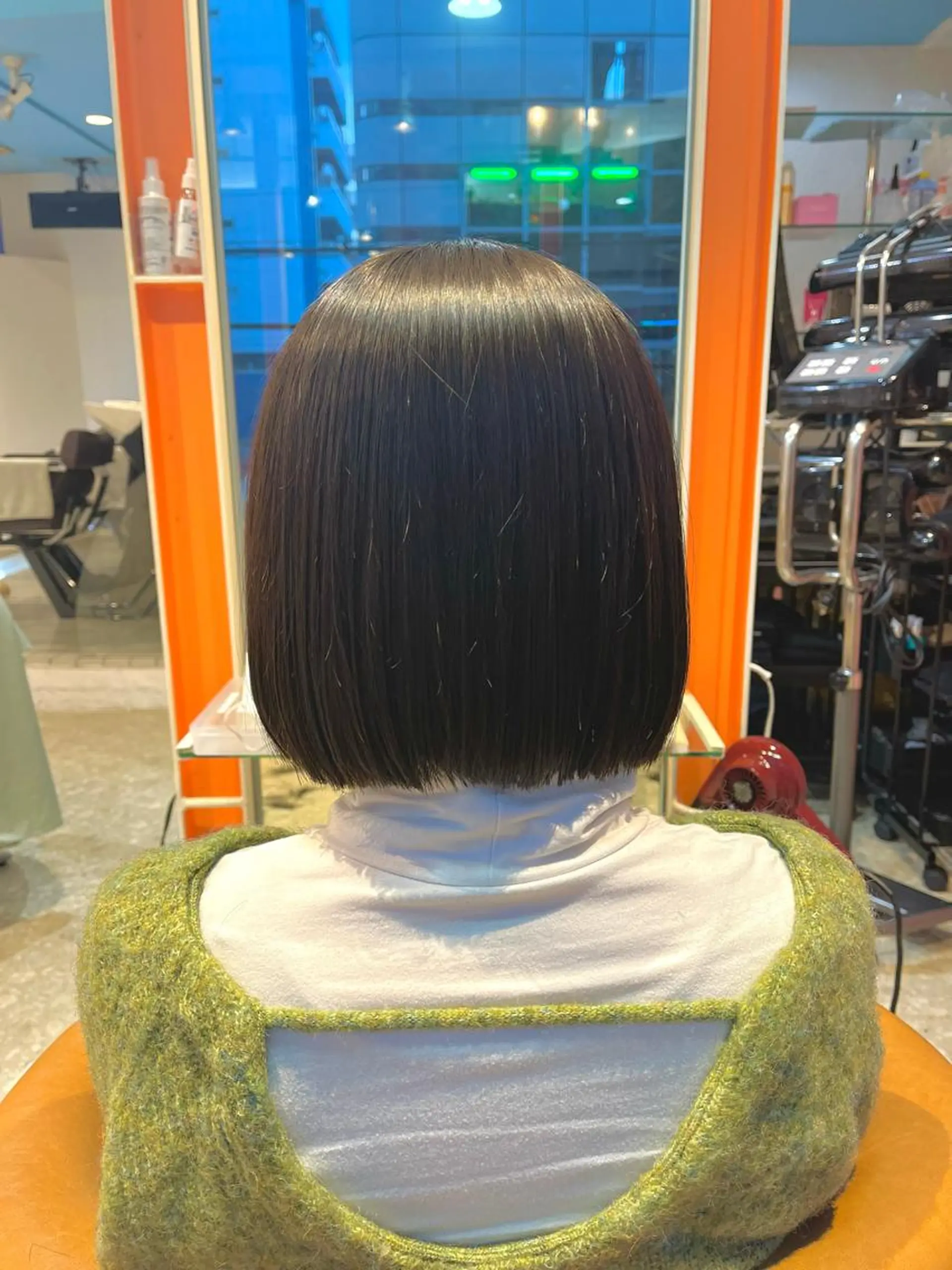 ミディアム カラー 縮毛矯正 カット ヘアカラー 縮毛矯正 うしだ かおるのヘアスタイル