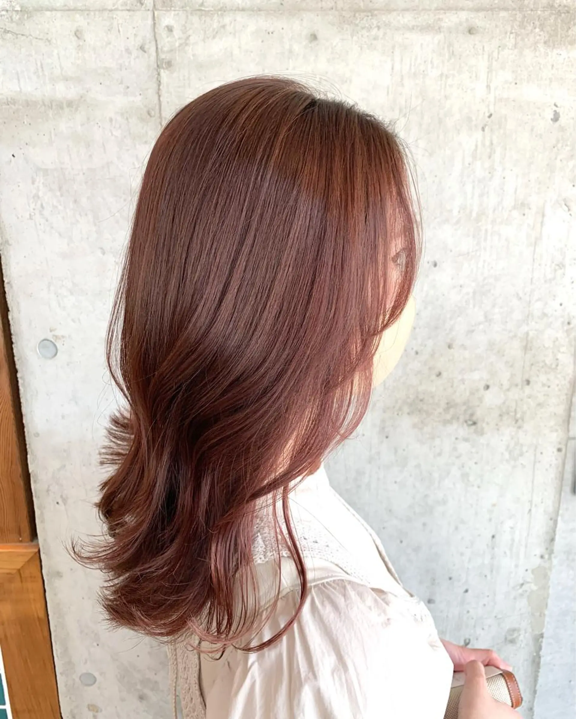 ミディアム 🌷横浜/レイヤー /艶カラー🌷のヘアスタイル