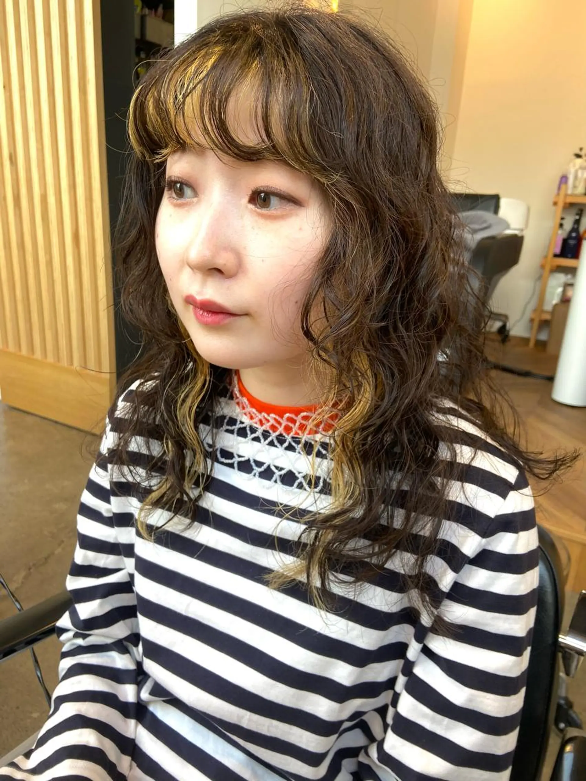 ロング カラー ショート/ウルフ ハイトーン/カイセイのヘアスタイル