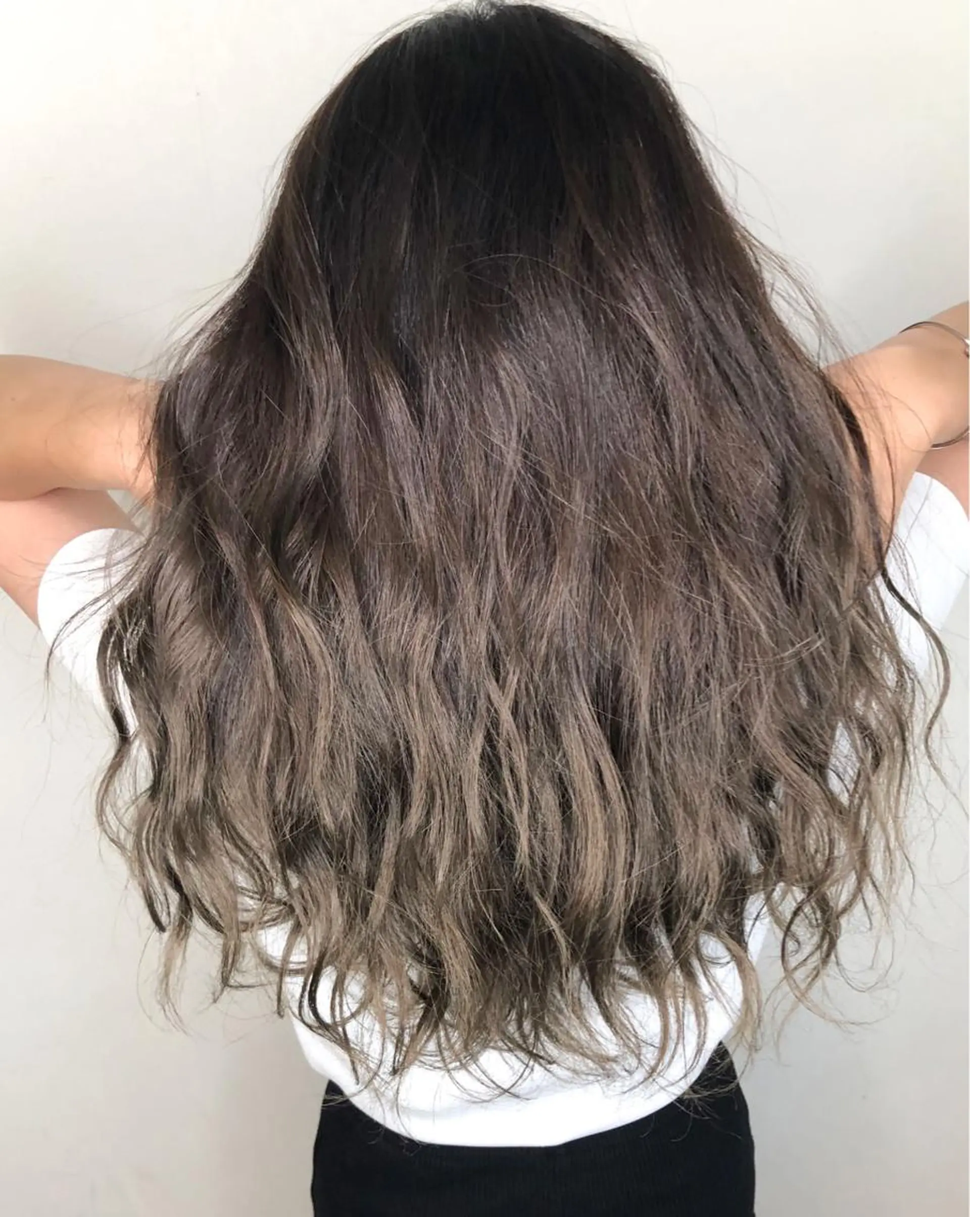ロング カラー 美髪矯正・レイヤー 倉友哉のヘアスタイル