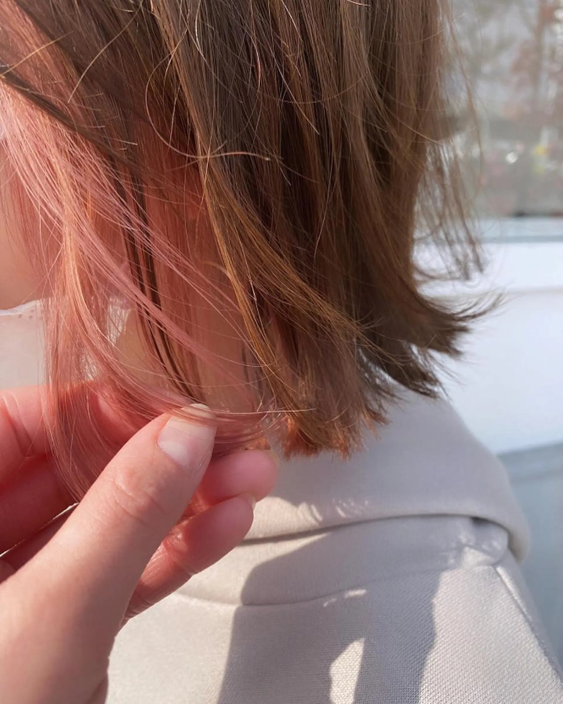 カラー 石田 菜月のヘアスタイル