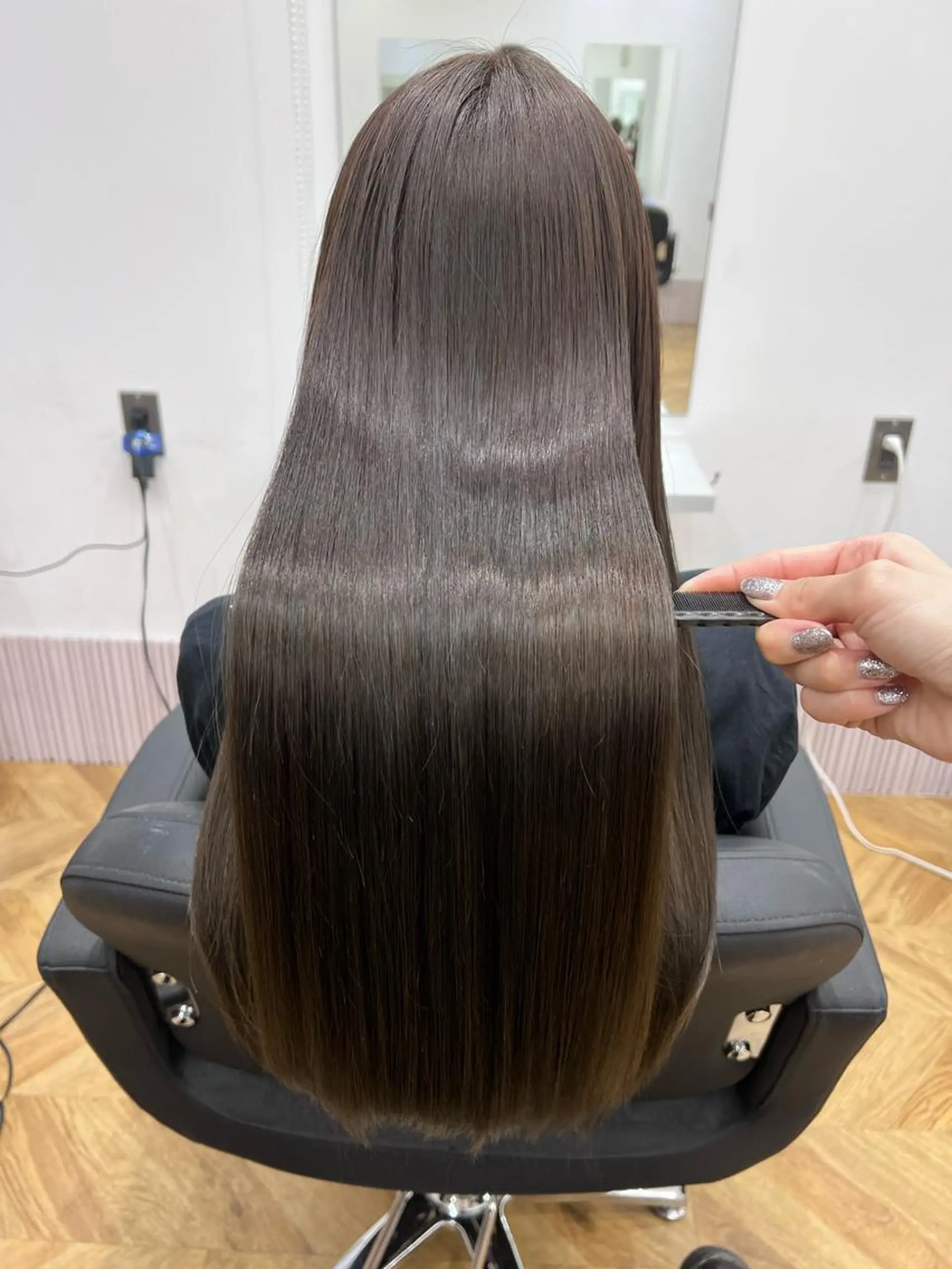 ロング カラー ヘアアレンジ アッシュ ベージュカラー 髪質改善 トリートメント ✨カチモリ✨レイヤー 韓国ヘア🇰🇷ゆいのヘアスタイル