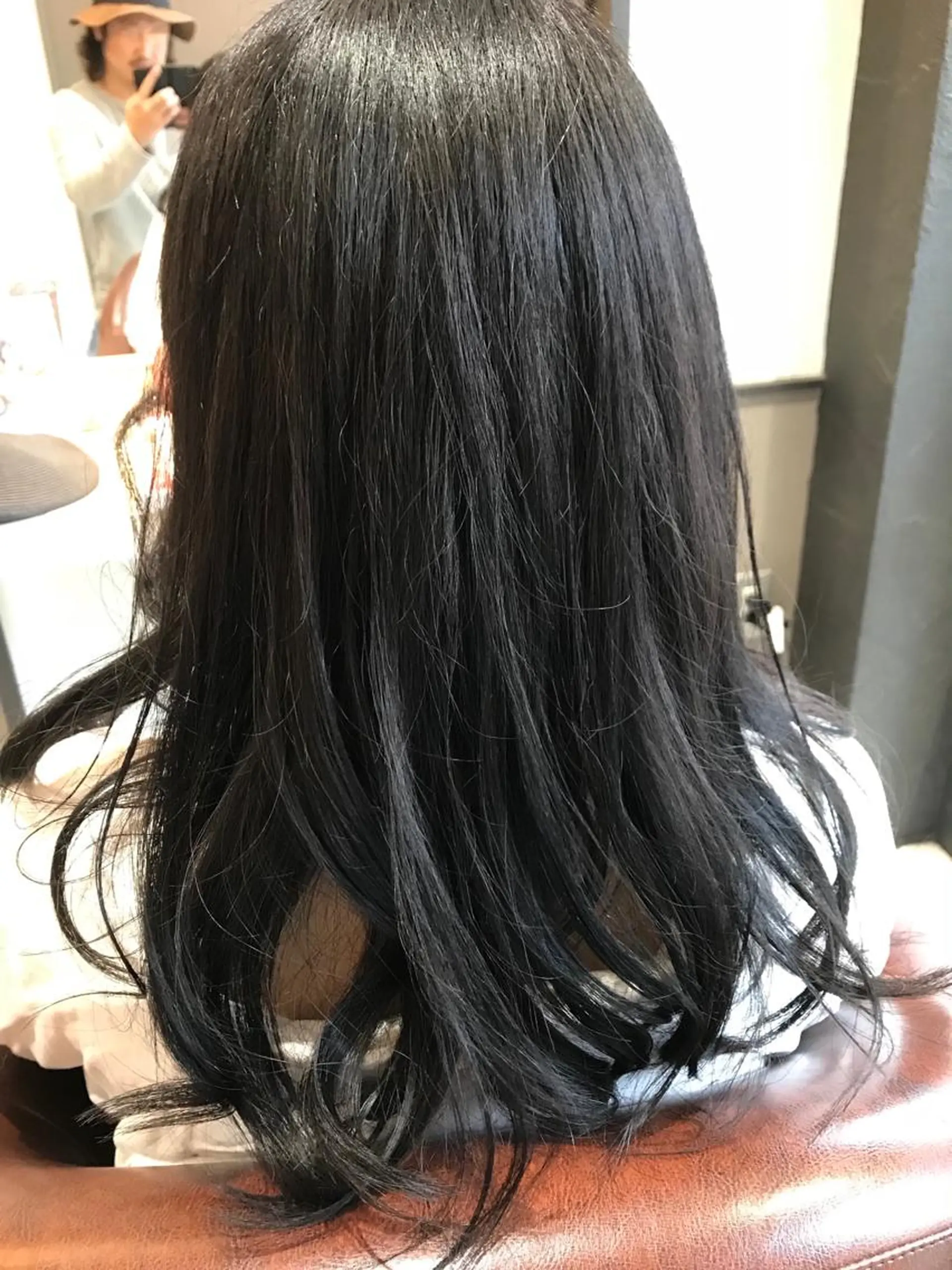 ロング カラー カット ヘアカラー トリートメント Avery SHINのヘアスタイル