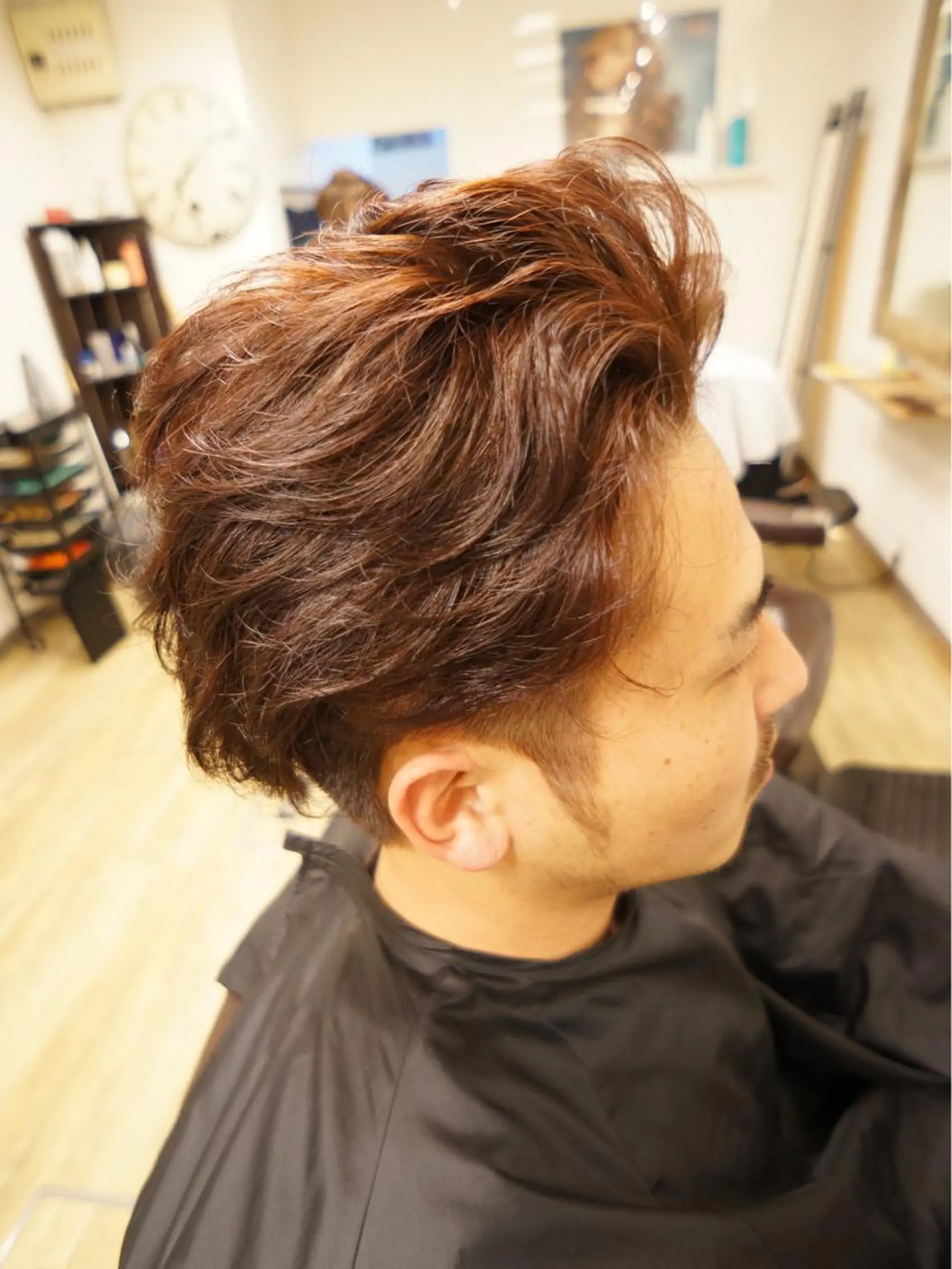 ショート カラー メンズ レッドカラー ローズカラー カット ヘアカラー VOICE MATSUのヘアスタイル