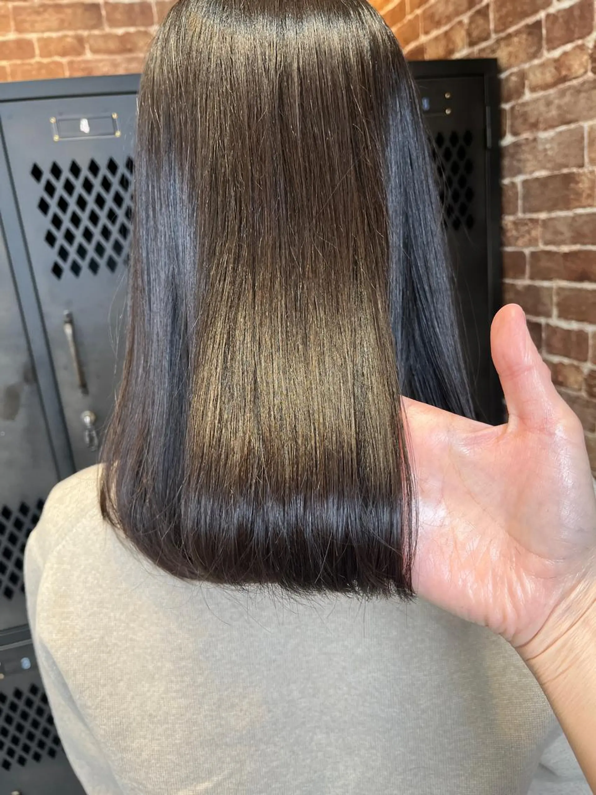 ロング カラー パーマ ヘアアレンジ メンズ キッズ ネイル マツエク・マツパ アイブロウ メンズブリーチ メンズハイライト メンズインナーカラー メンズ韓国風 ブリーチ 久木原 ゆりのヘアスタイル