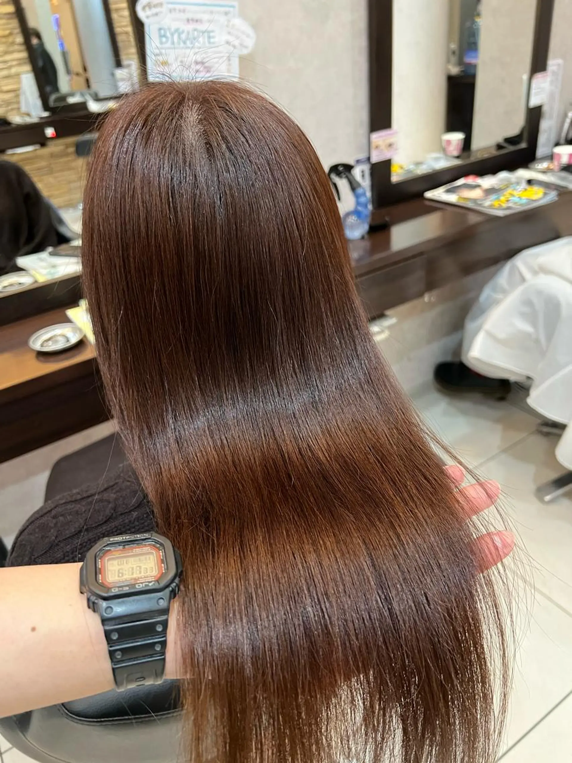 ロング カット トリートメント 福岡縮毛矯正✨️ ストレート 向井和輝のヘアスタイル