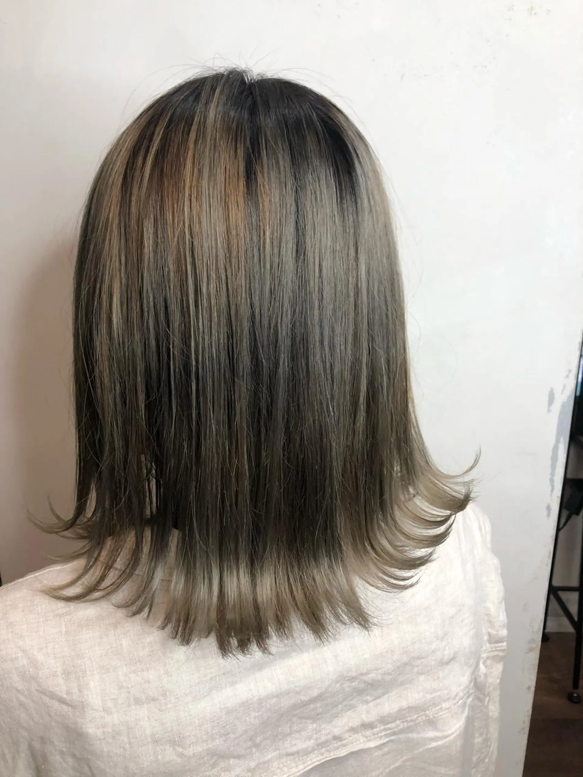 ミディアム カラー 脇谷 拓弥のヘアスタイル