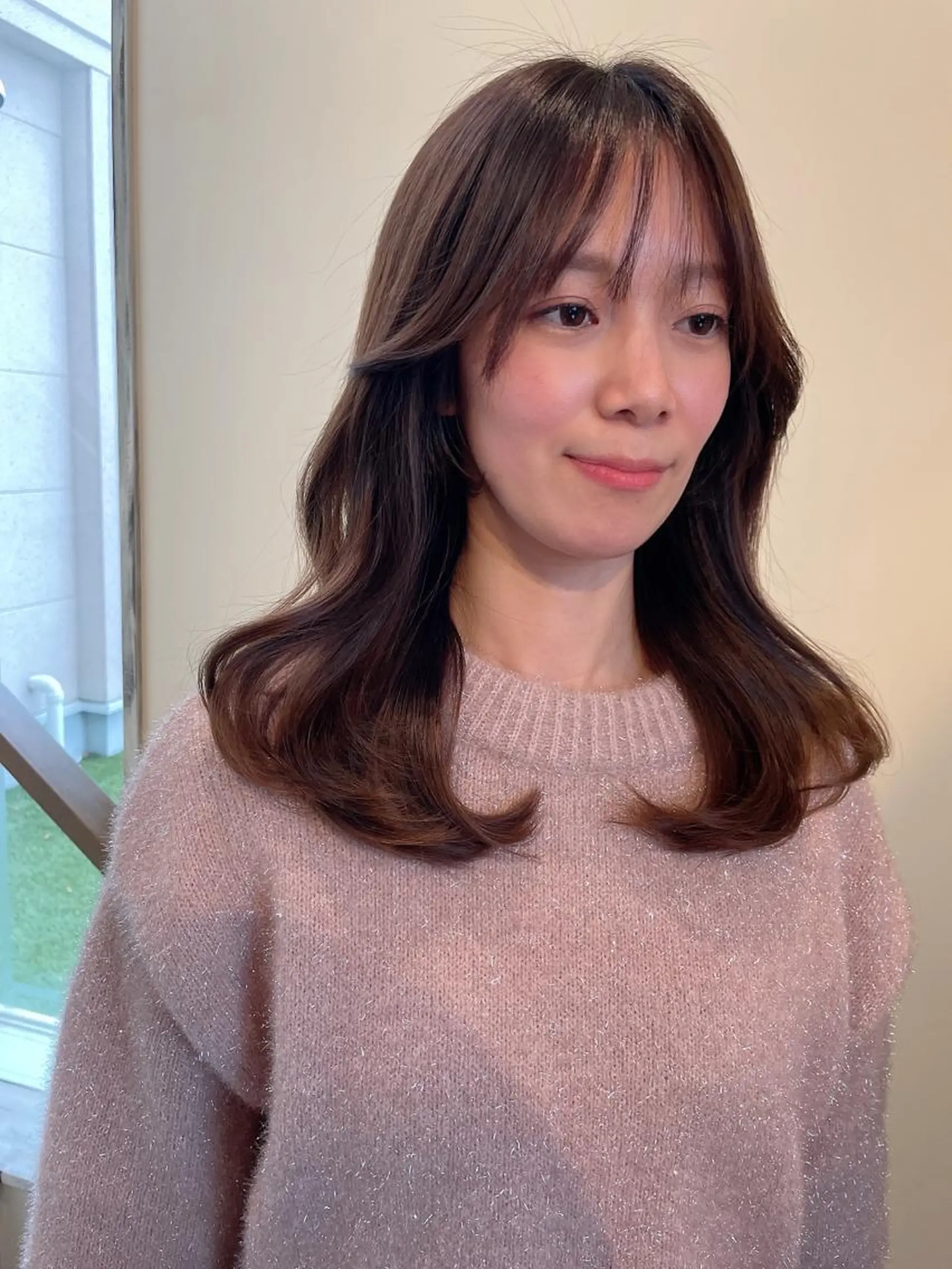 セミロング 保野加/トレンドボブ 透明感爆発カラーのヘアスタイル