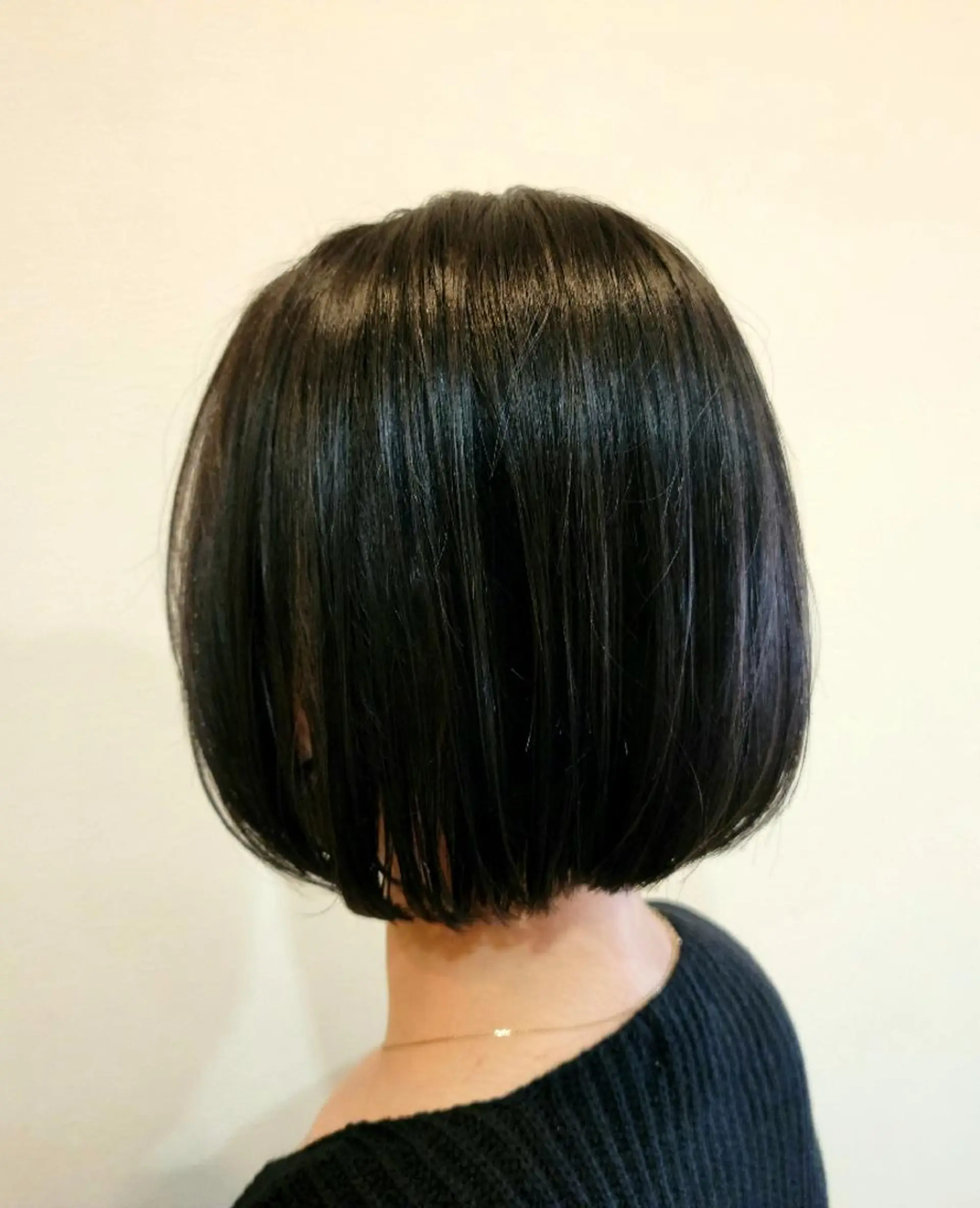 ショート ボブ カット 山田 周のヘアスタイル