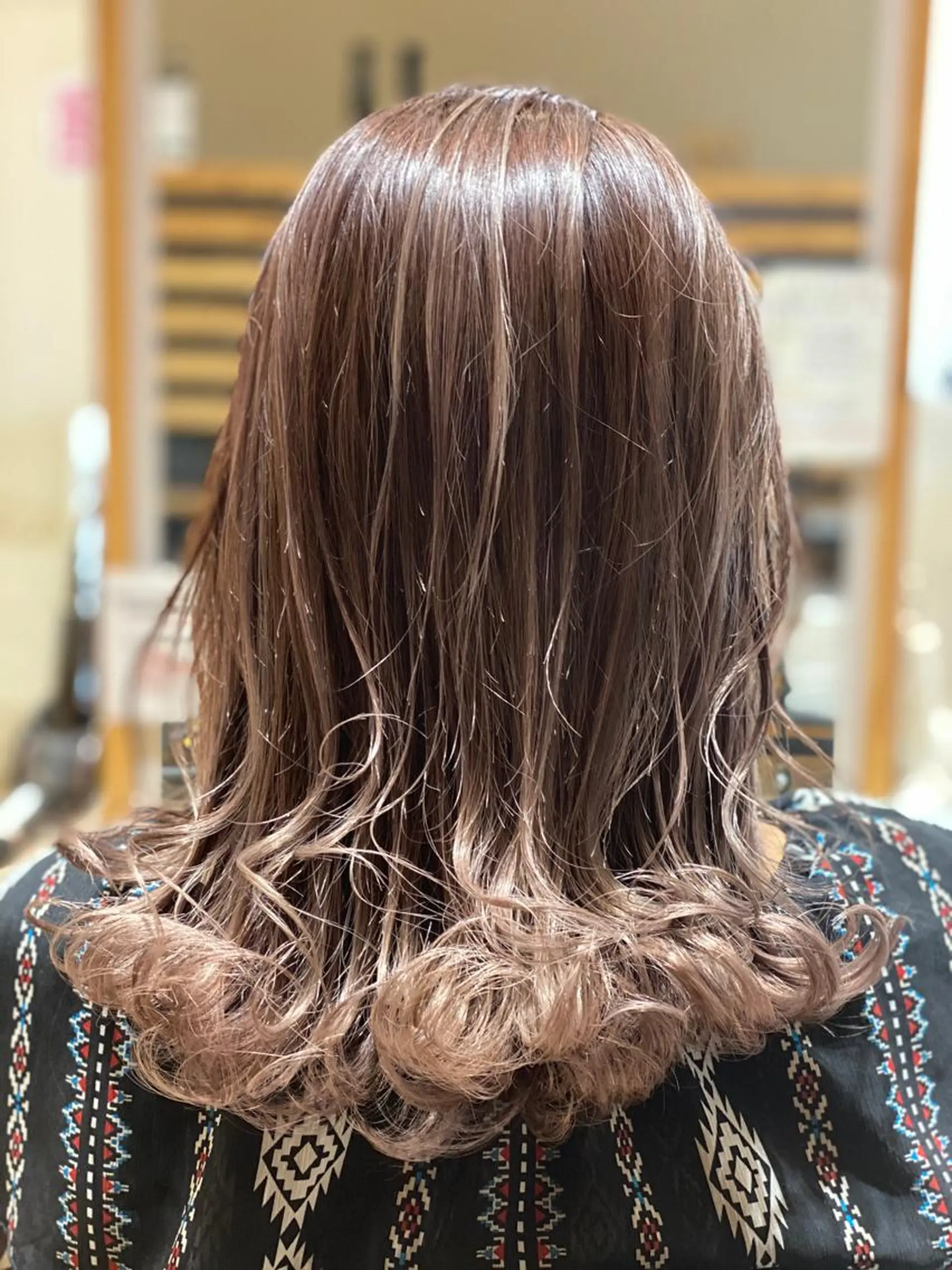ロング カラー 関口 友行のヘアスタイル