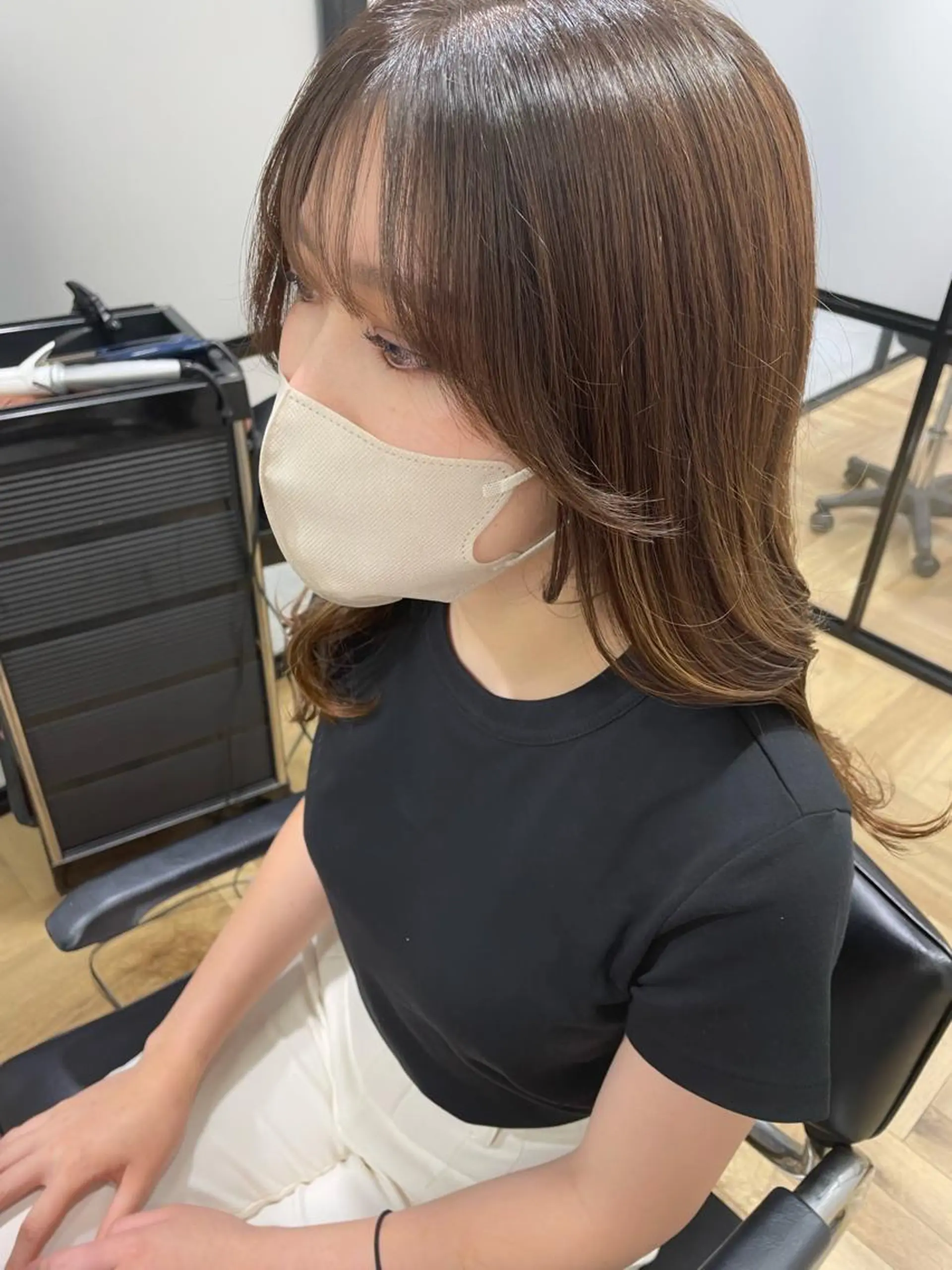 ロング カラー アッシュ 黒髪 ブリーチ ブルーカラー ブルーブラック オリーブカラー 特化　　kaiのヘアスタイル