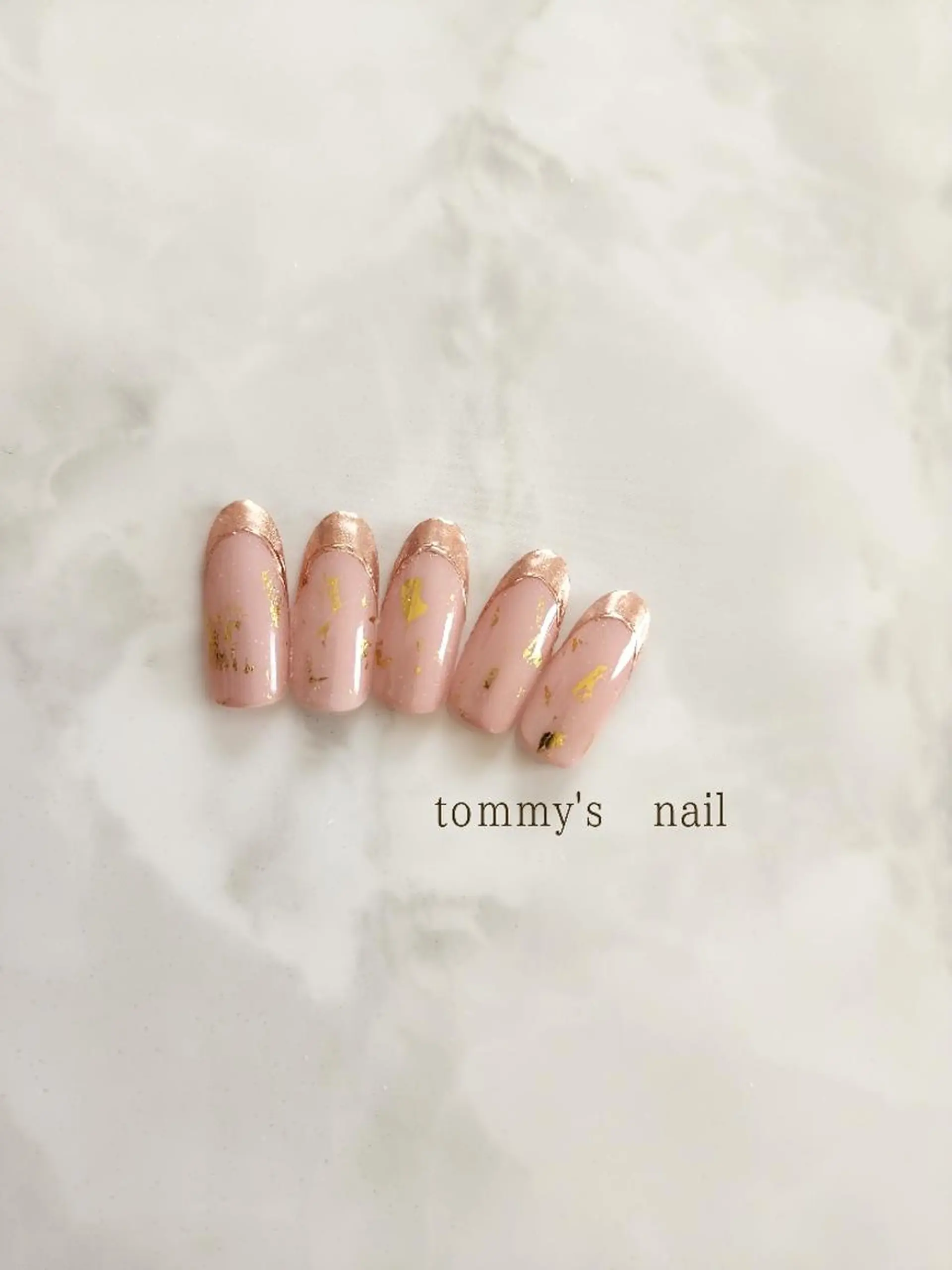 ネイル フットネイル ジェルネイル ミラーネイル ワンカラーネイル ハンドネイル tommy's nail所属・福岡/若よもぎ蒸し 全身美容が叶うサロンのネイルデザイン