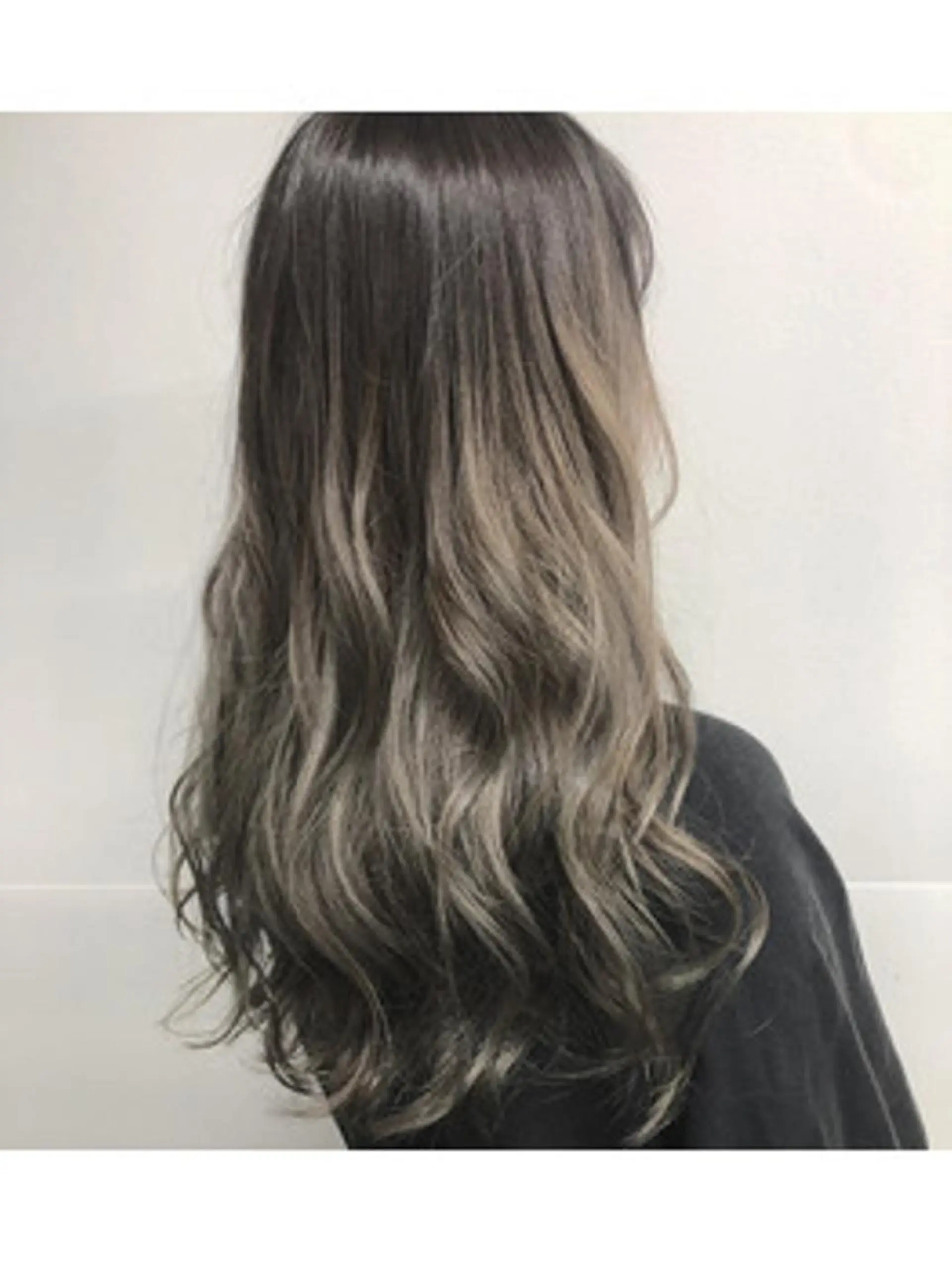 ロング カラー ヘアアレンジ 【公式】amble luxe池袋東口🩷のヘアスタイル