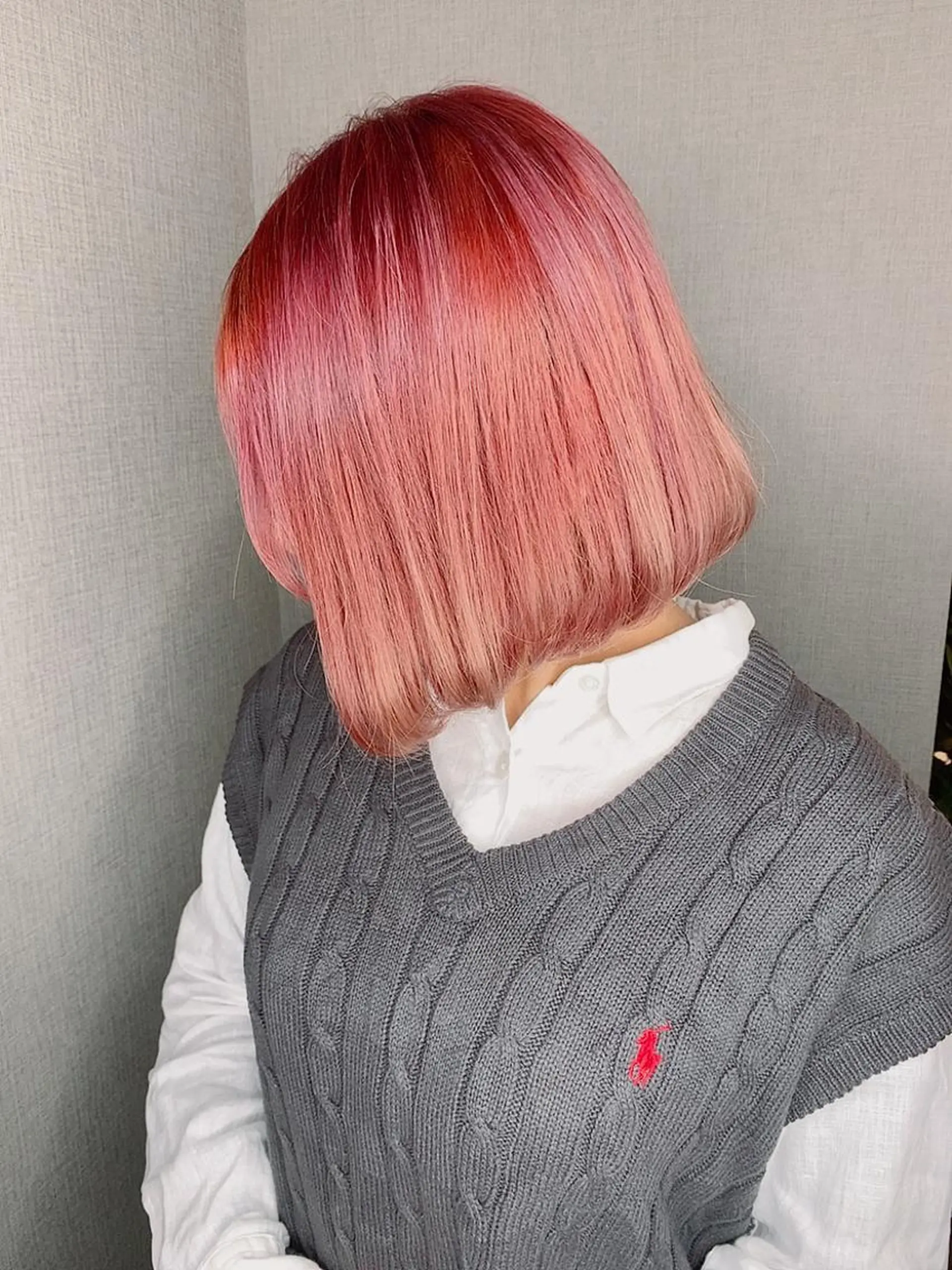 ミディアム アッシュ ハイライト 髪質改善 レイヤーカット カット ヘアカラー トリートメント Selene hair OSAKAのヘアスタイル