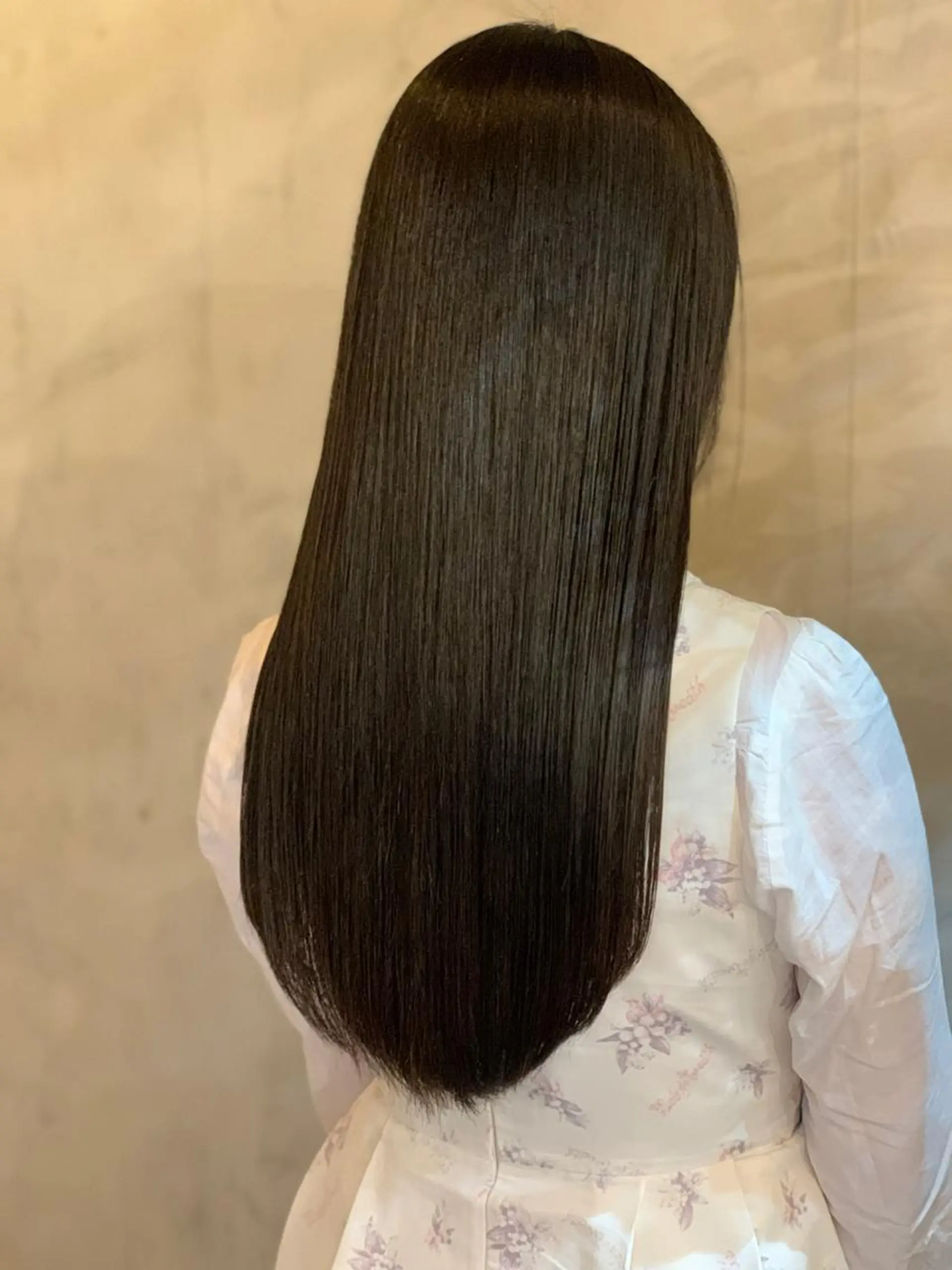 ロング トリートメント 榎本 稔久のヘアスタイル