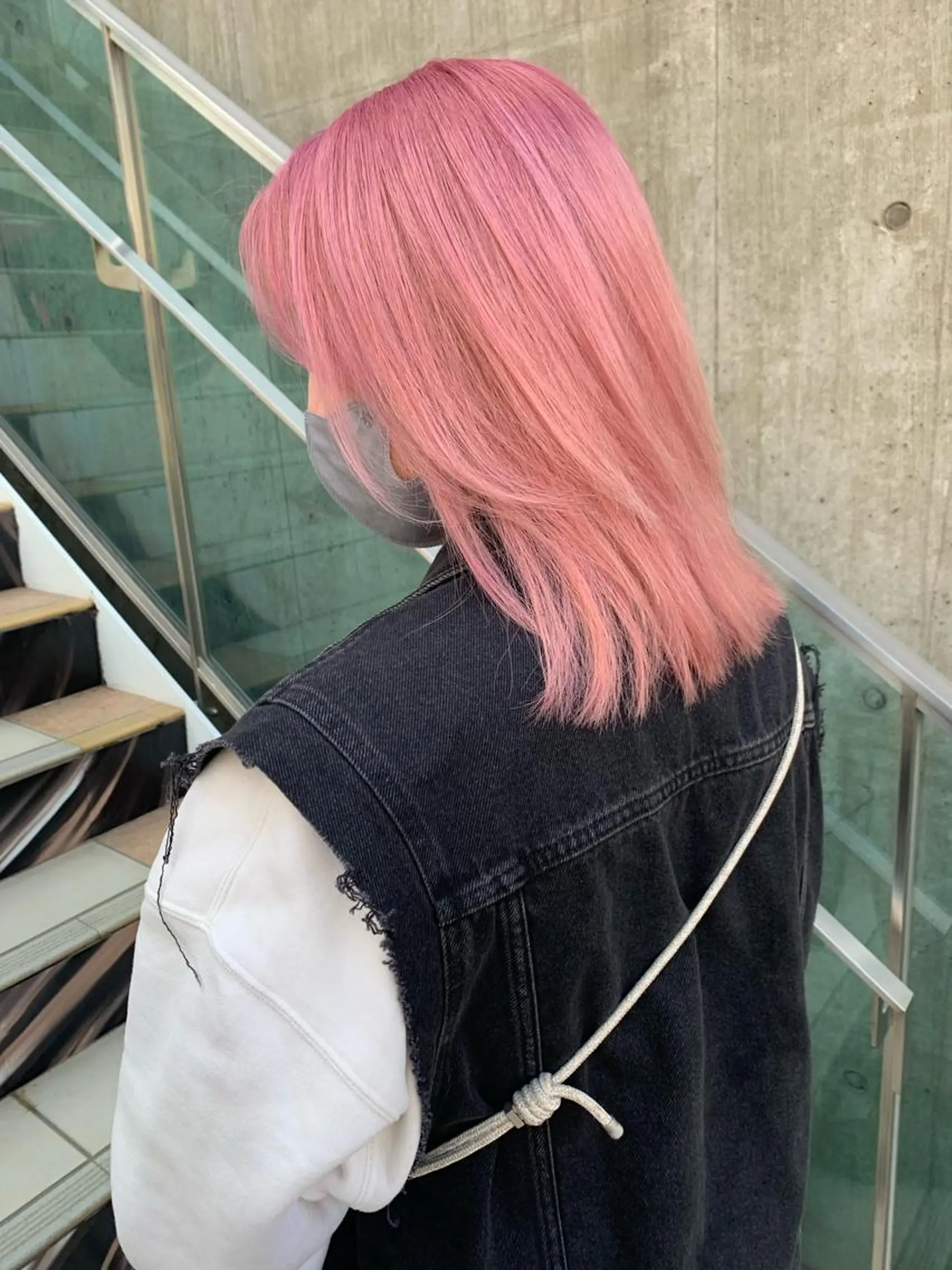 セミロング 牧内 拓のヘアスタイル