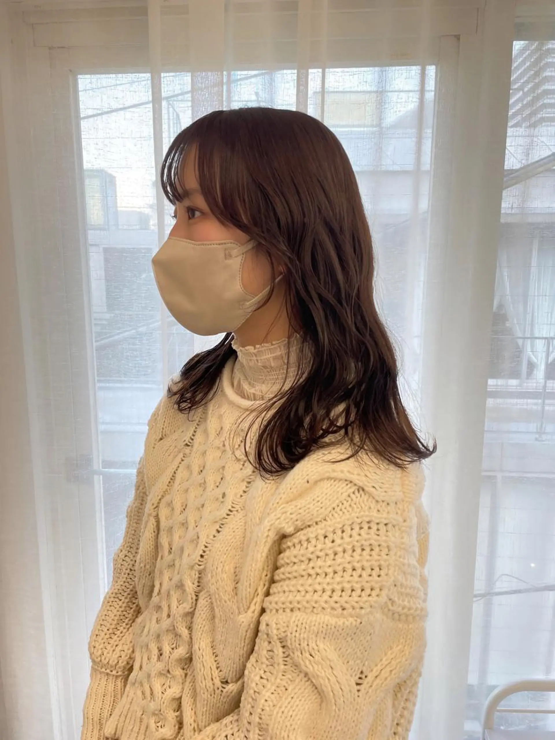 セミロング カラー ベージュカラー ブリーチ ダブルカラー ブリーチなしカラー カット ヘアカラー トリートメント レイヤーカット🎀 kanaのヘアスタイル