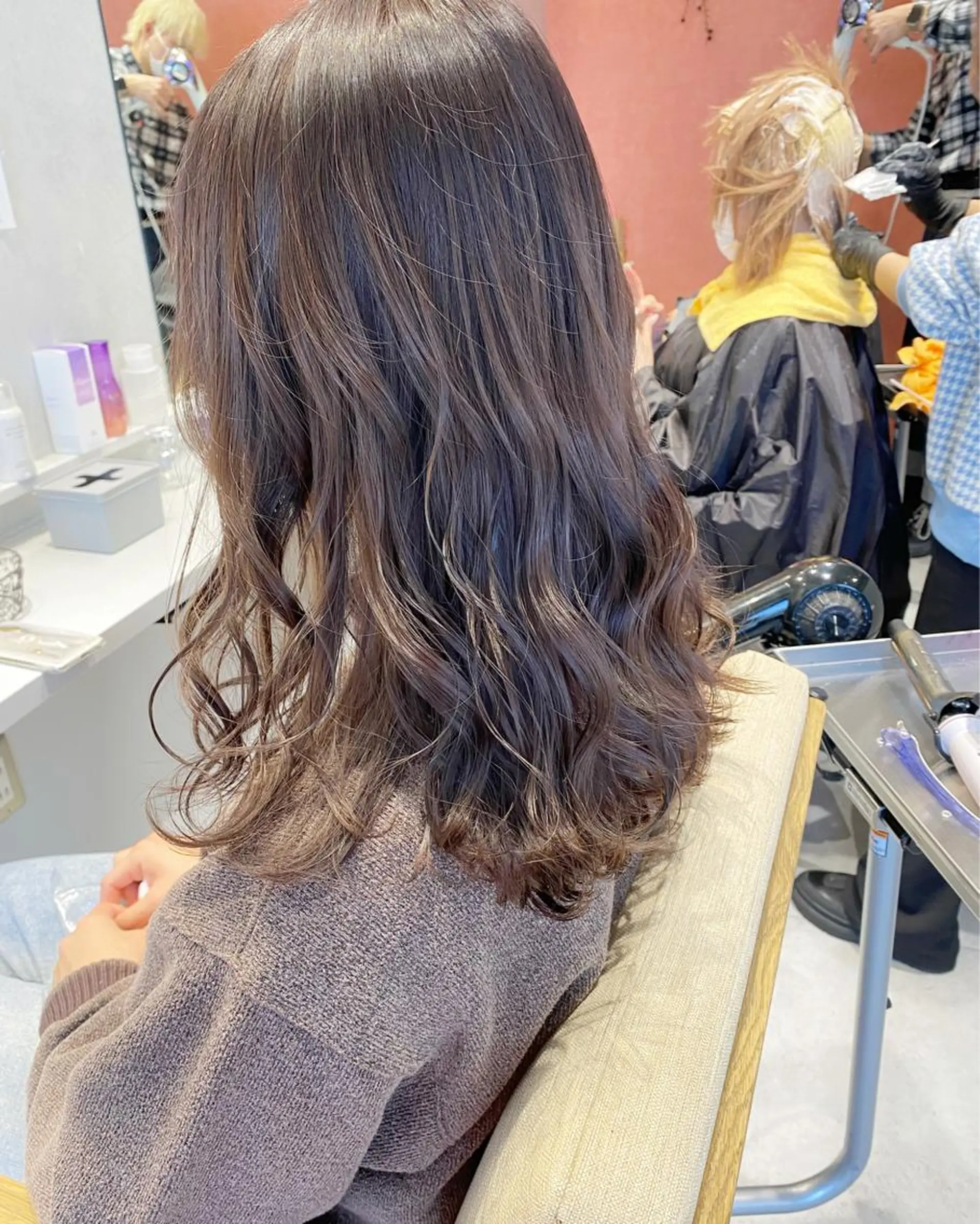 ミディアム デザイン🥇複雑履歴 ハイトーン特化のヘアスタイル