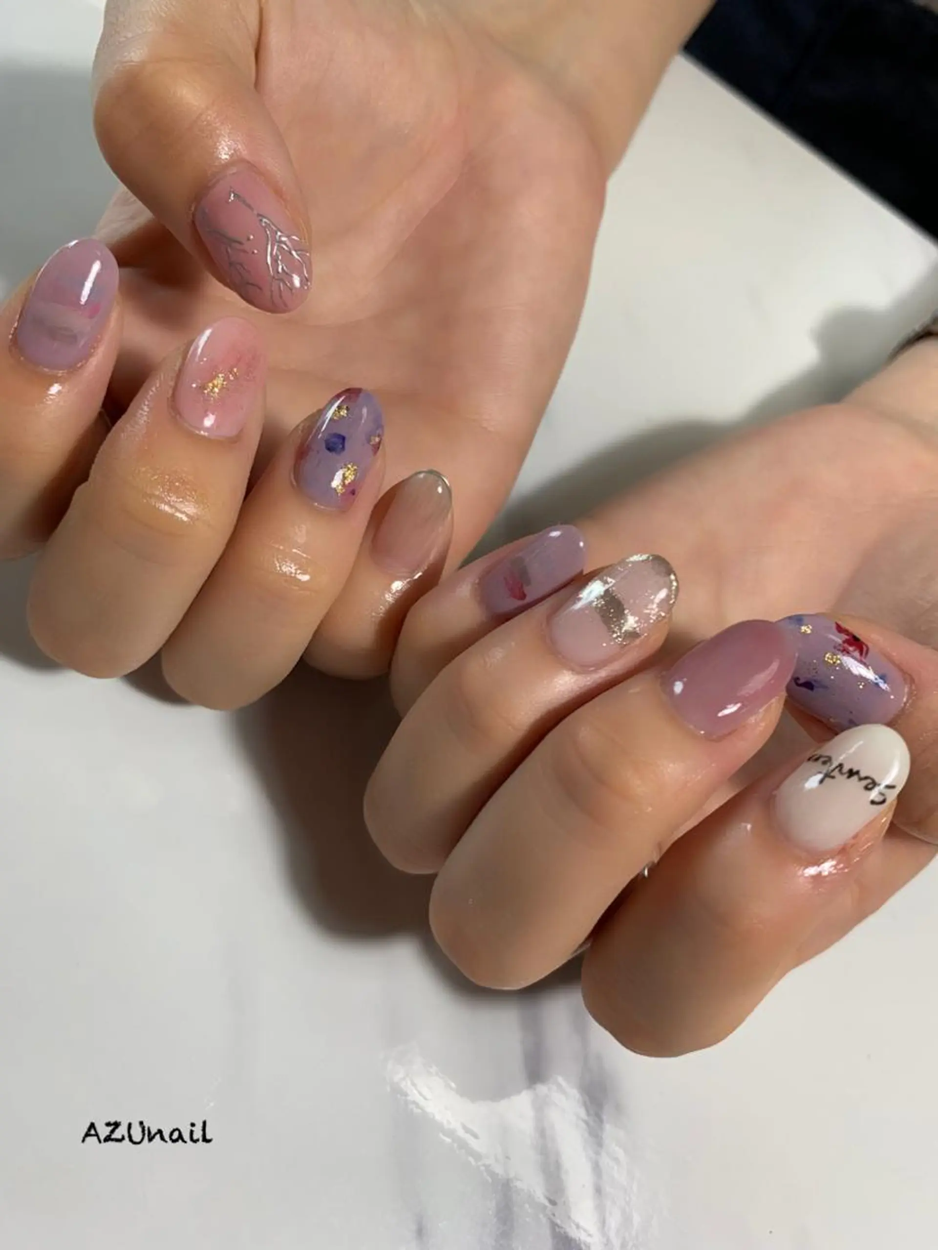 ネイル AZU nailのネイルデザイン